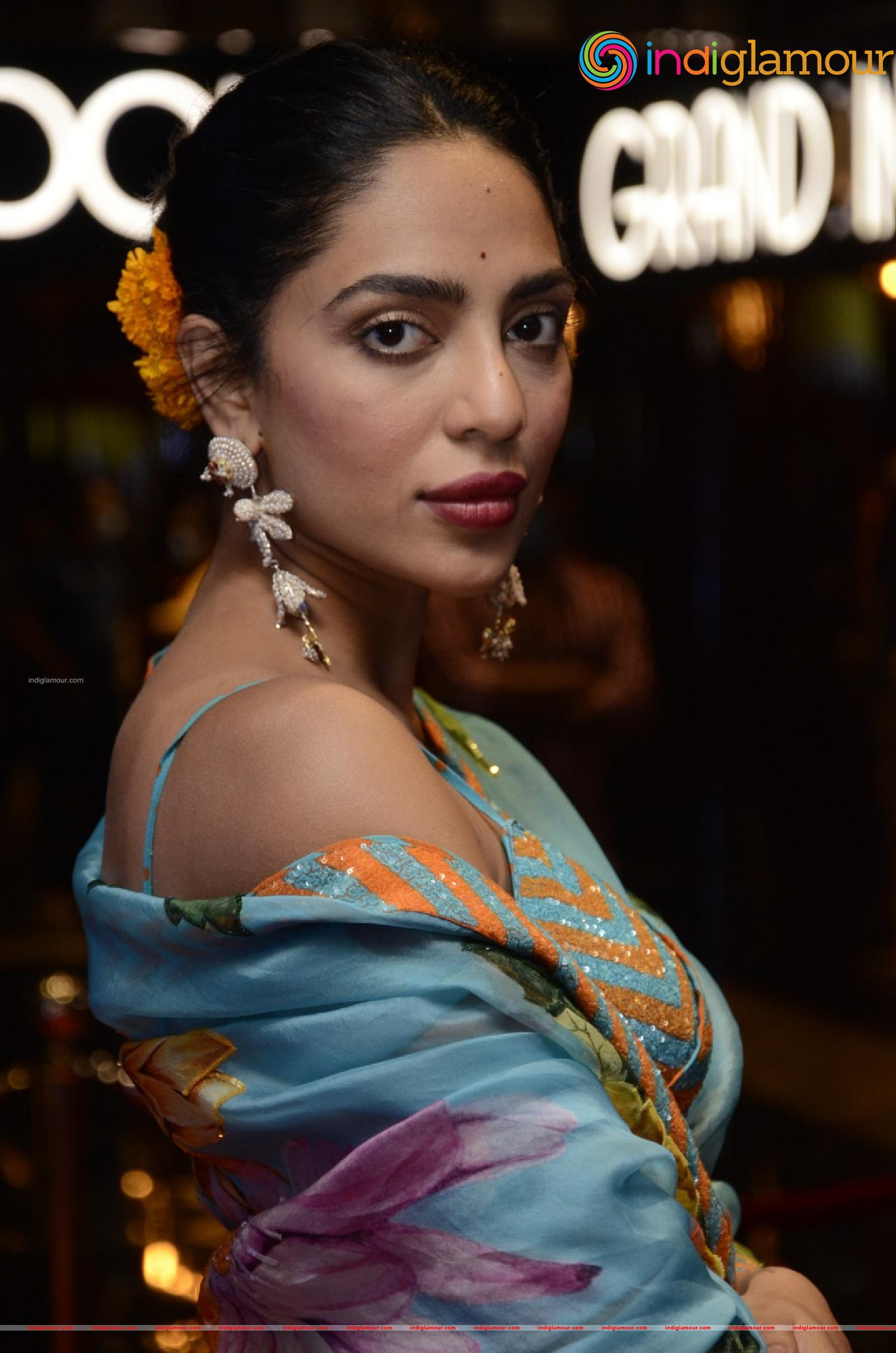 Sobhita Dhulipala Actress hd photo