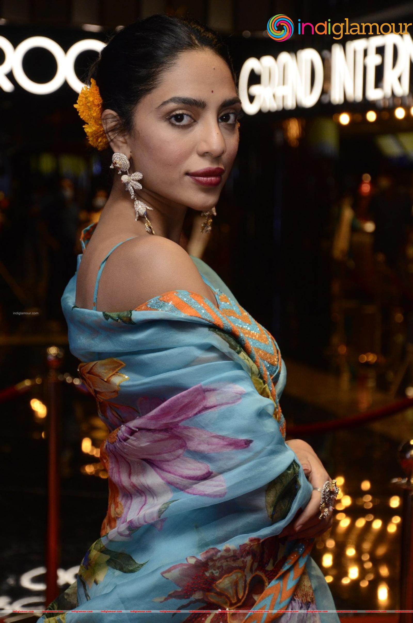 Sobhita Dhulipala Actress hd photo