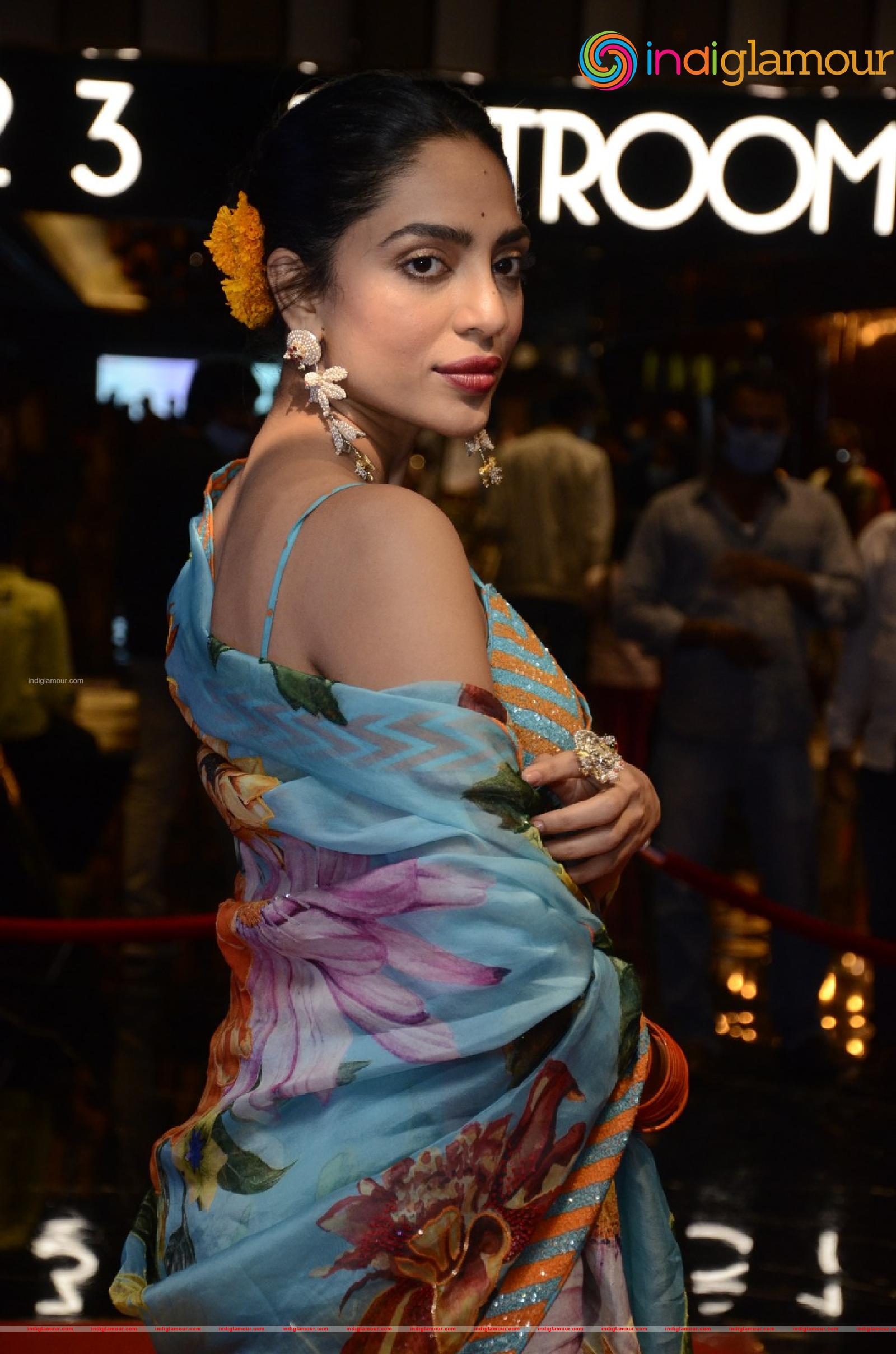 Sobhita Dhulipala Actress hd photo