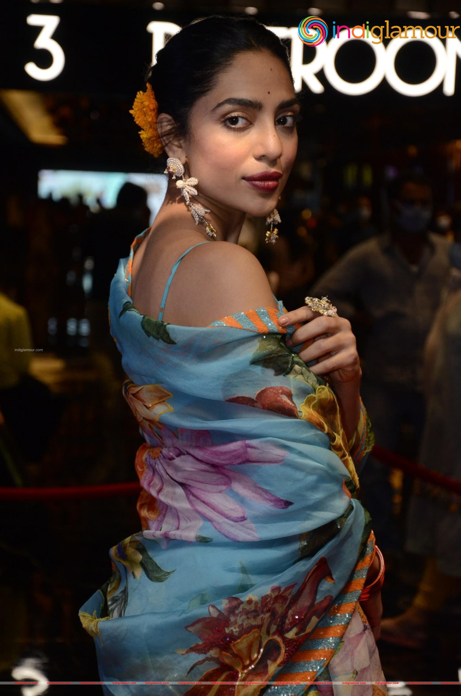 Sobhita Dhulipala Actress hd photo