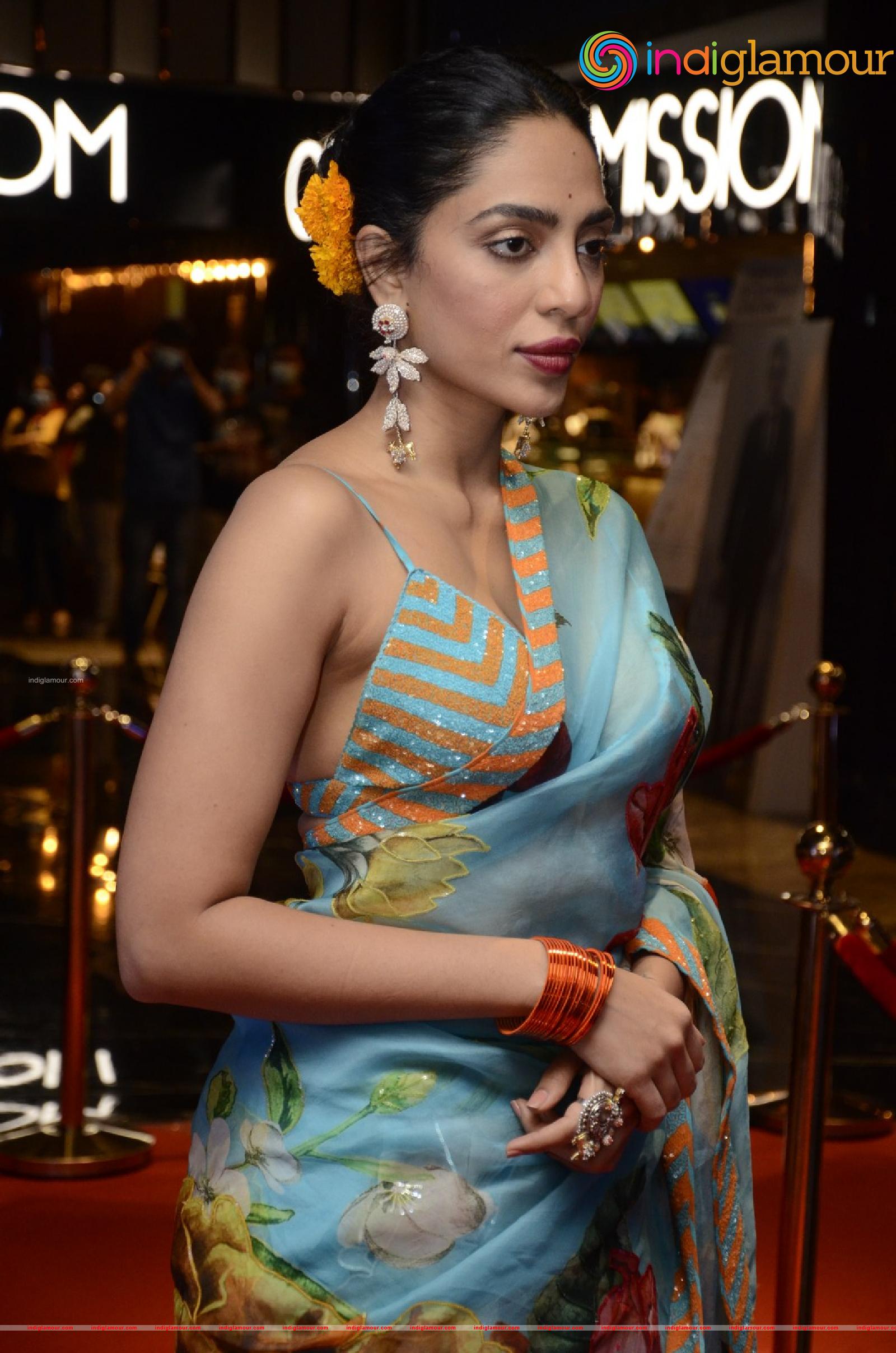 Sobhita Dhulipala Actress hd photo