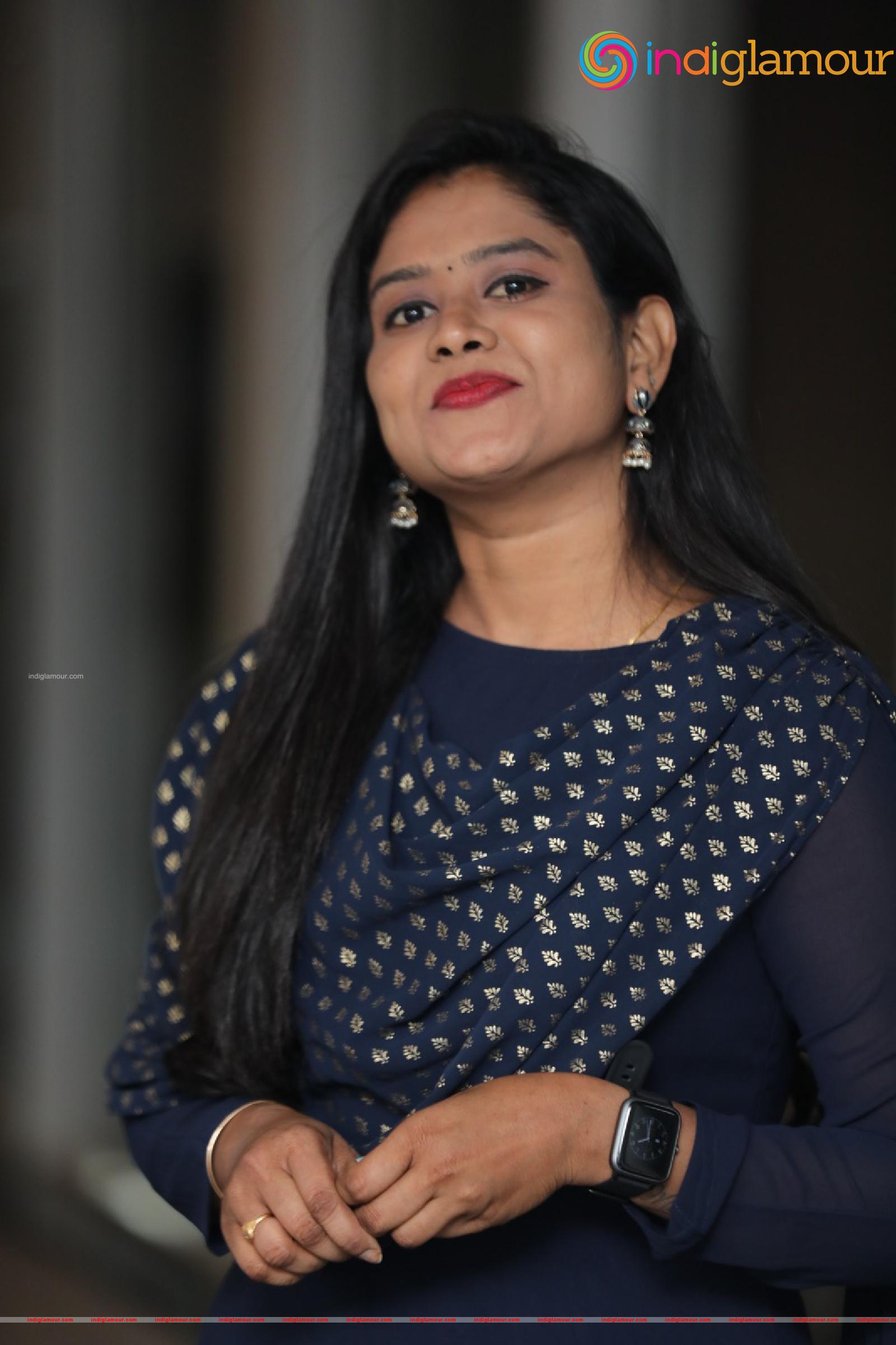 Ramya Actress hd photo