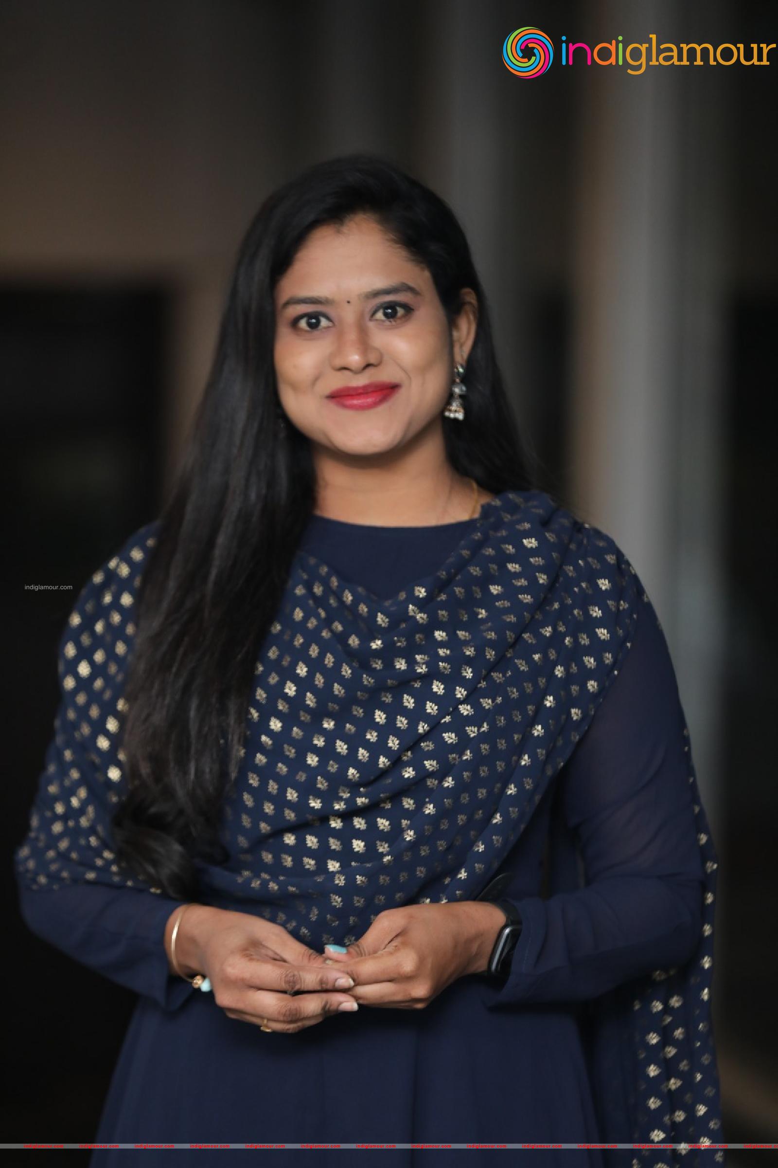 Ramya Actress hd photo