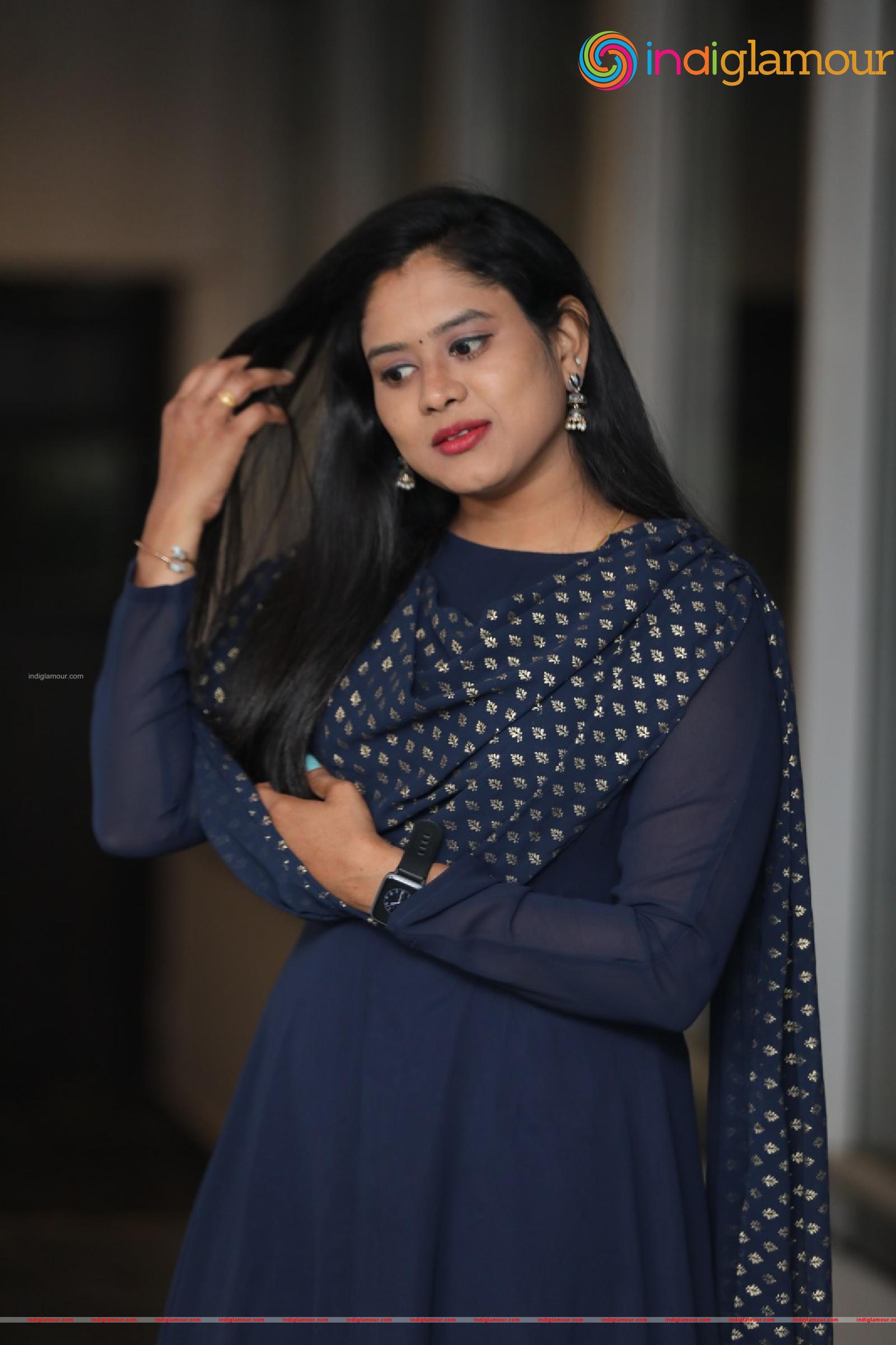Ramya Actress hd photo