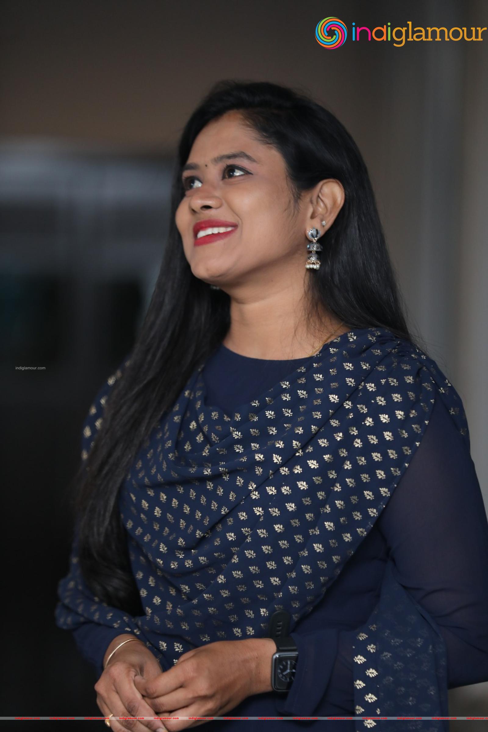 Ramya Actress hd photo