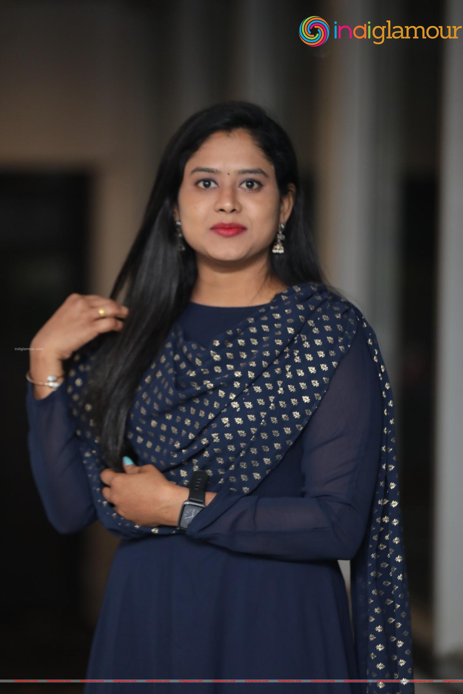 Ramya Actress hd photo