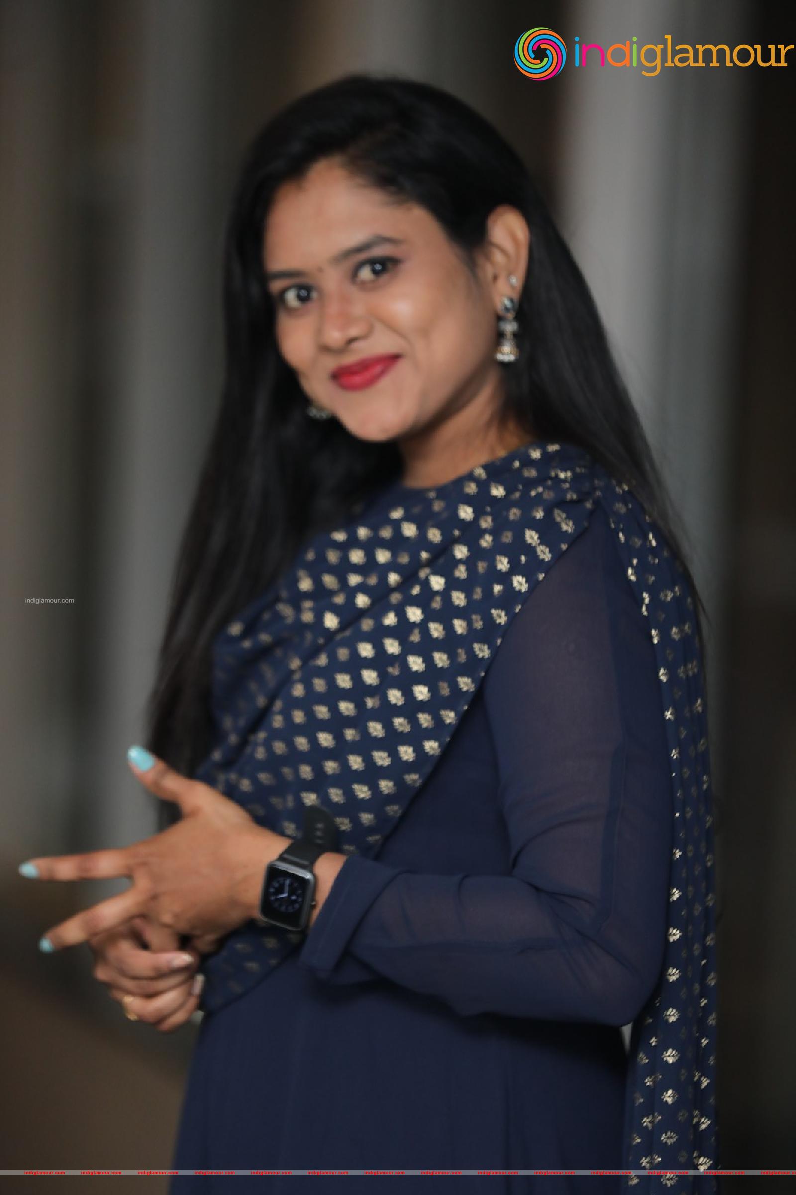 Ramya Actress hd photo