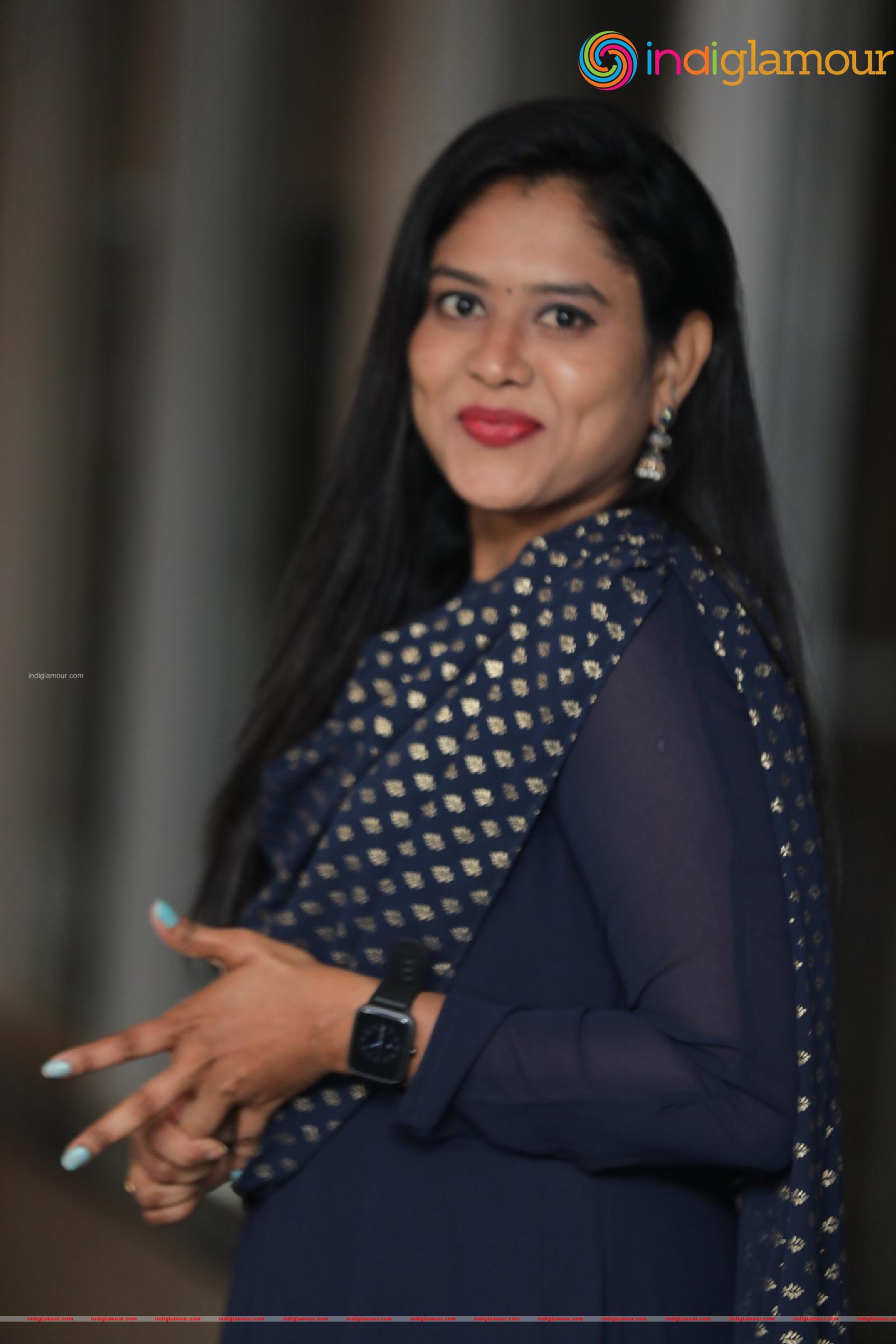 Ramya Actress hd photo