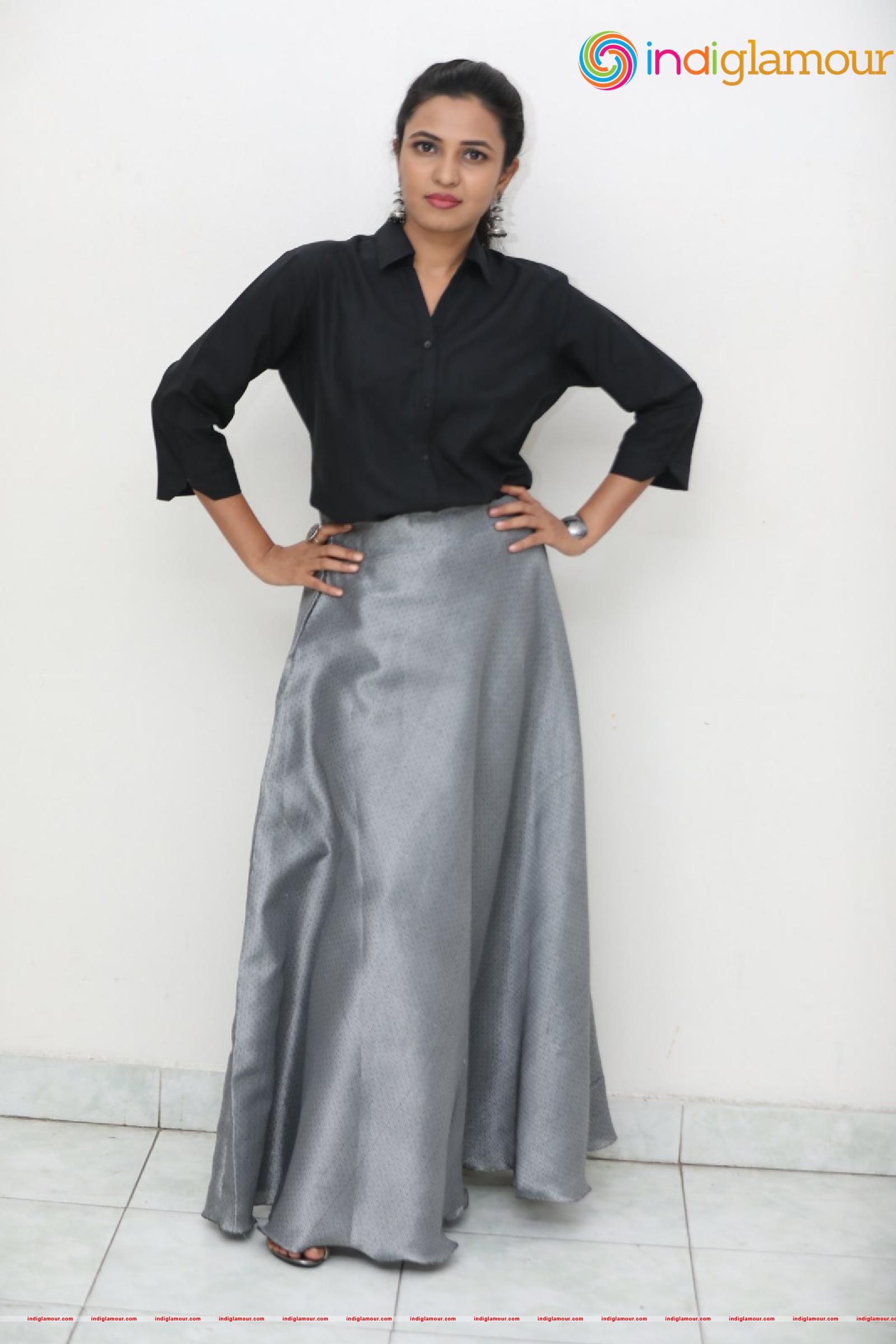 Sunita Sadguruu Actress hd photo