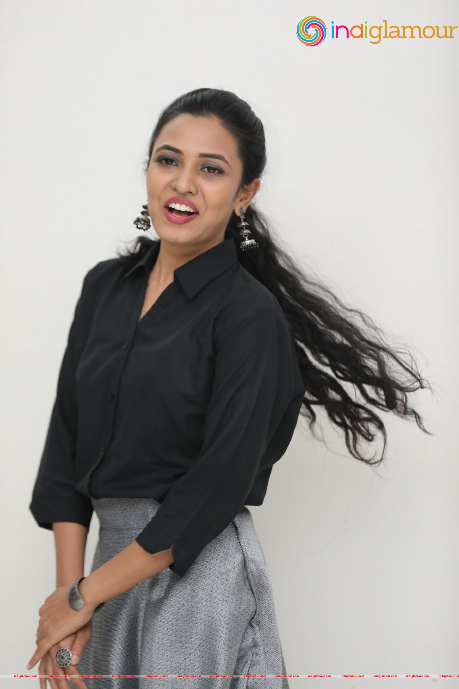 Sunita Sadguruu Actress hd photo