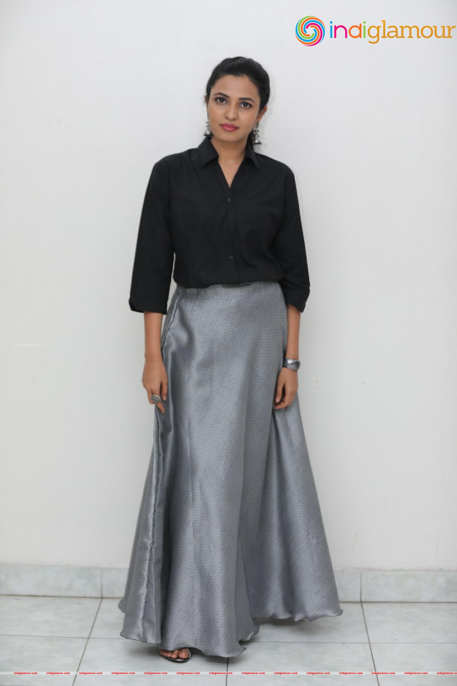 Sunita Sadguruu Actress hd photo