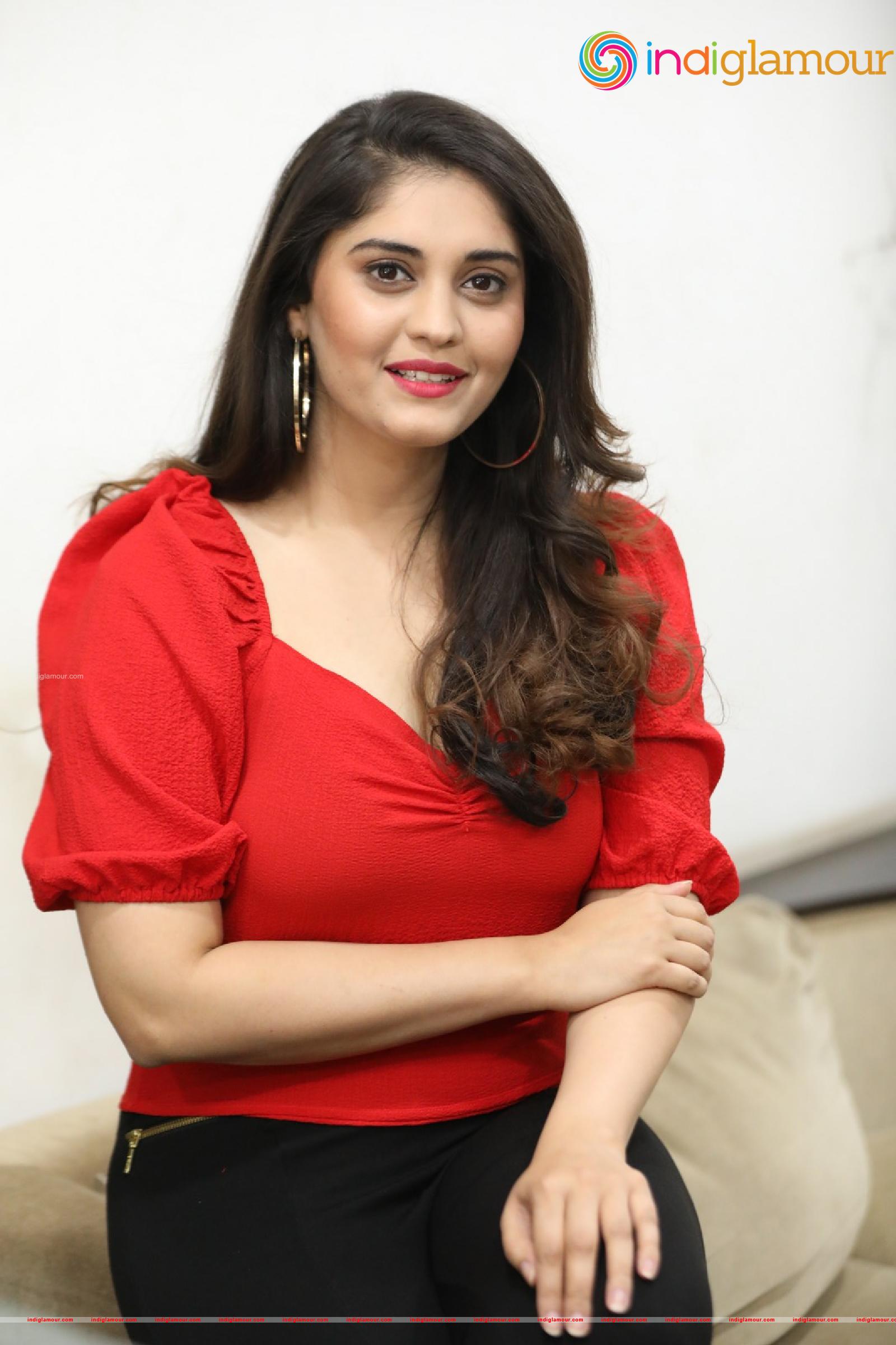 Surabhi Actress hd photo