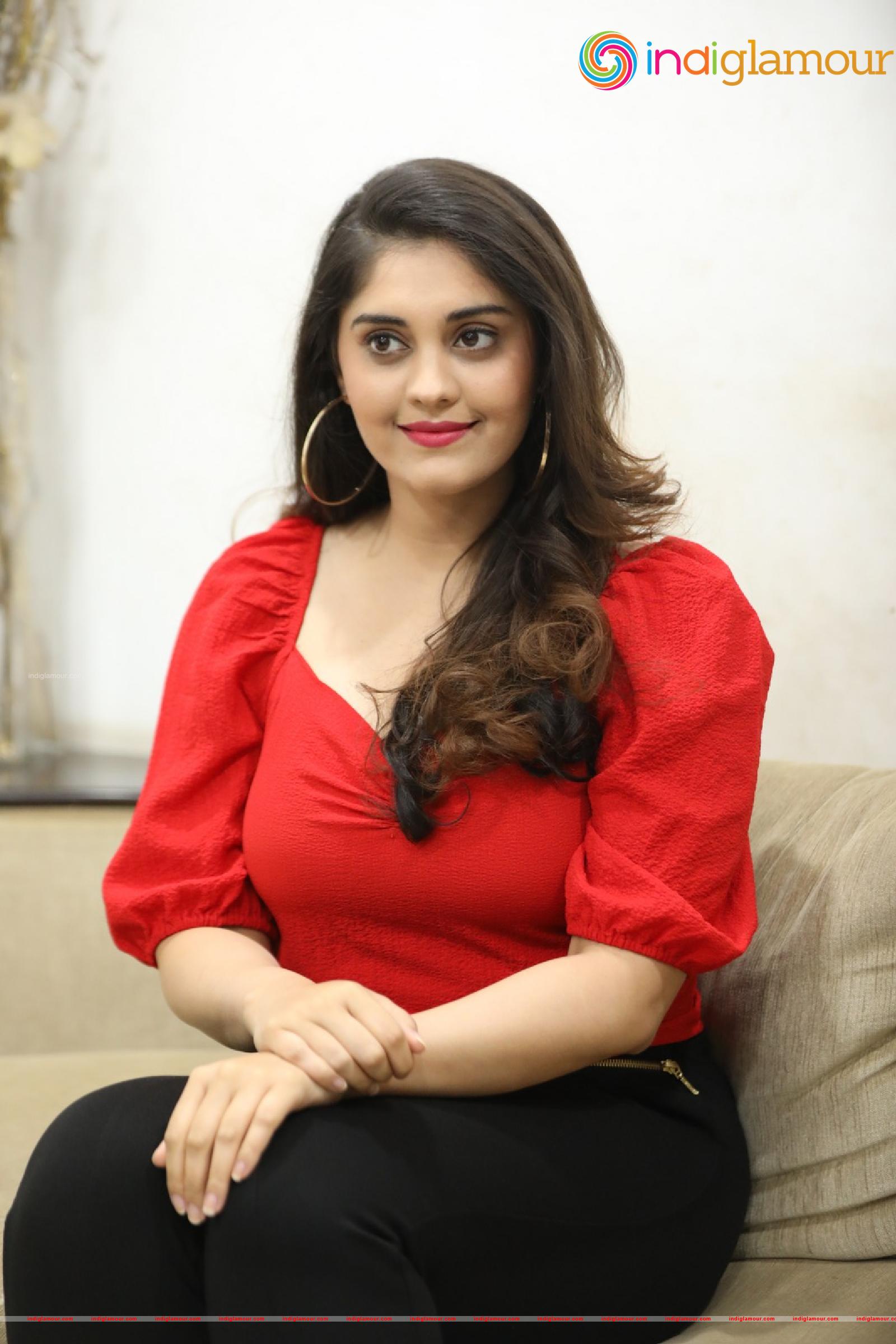 Surabhi Actress hd photo