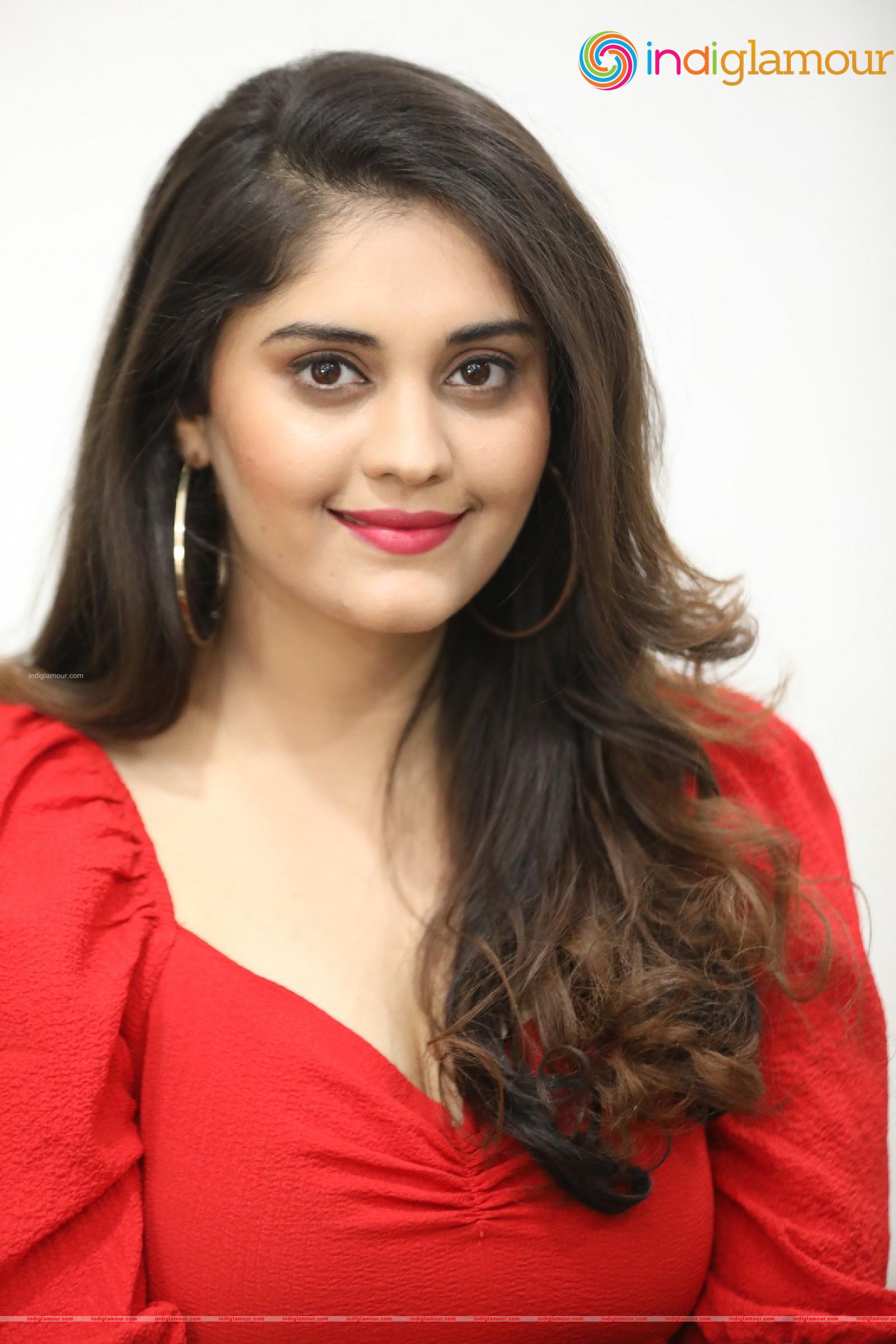 Surabhi Actress hd photo