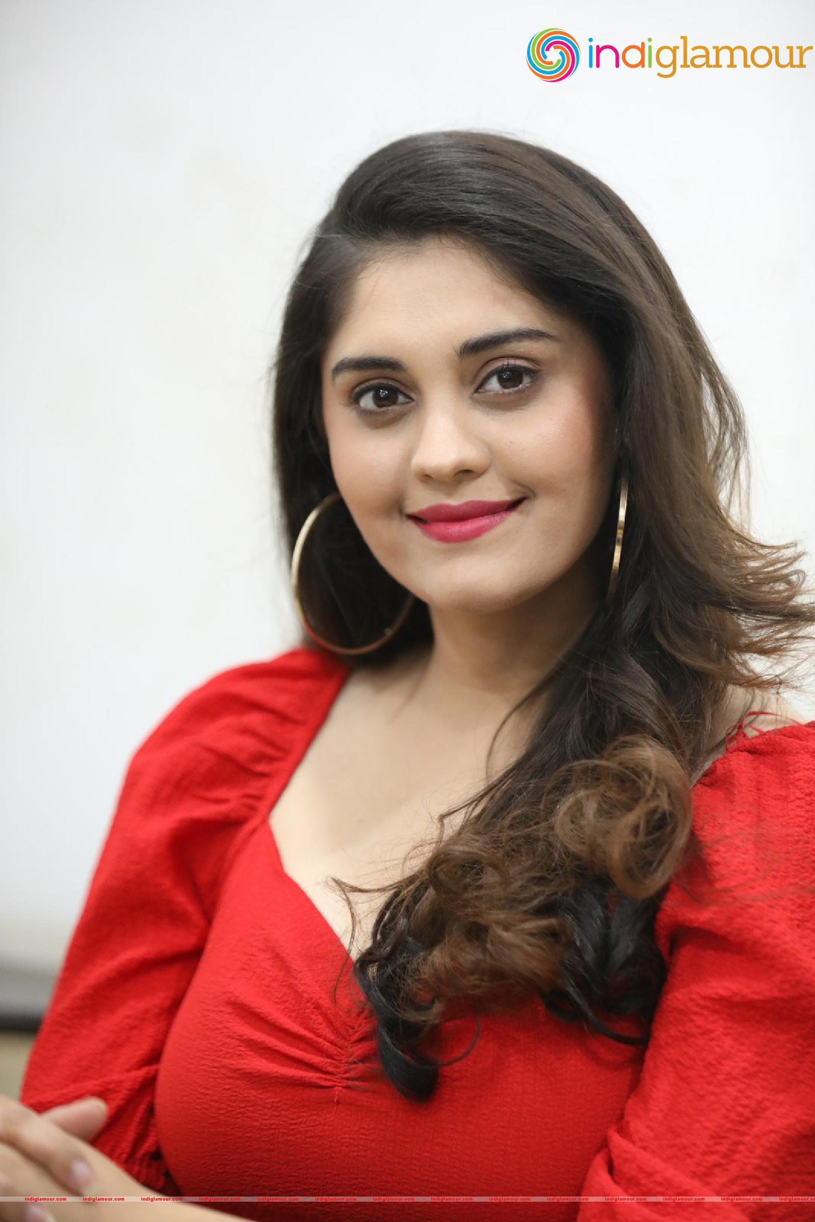 Surabhi Actress hd photo