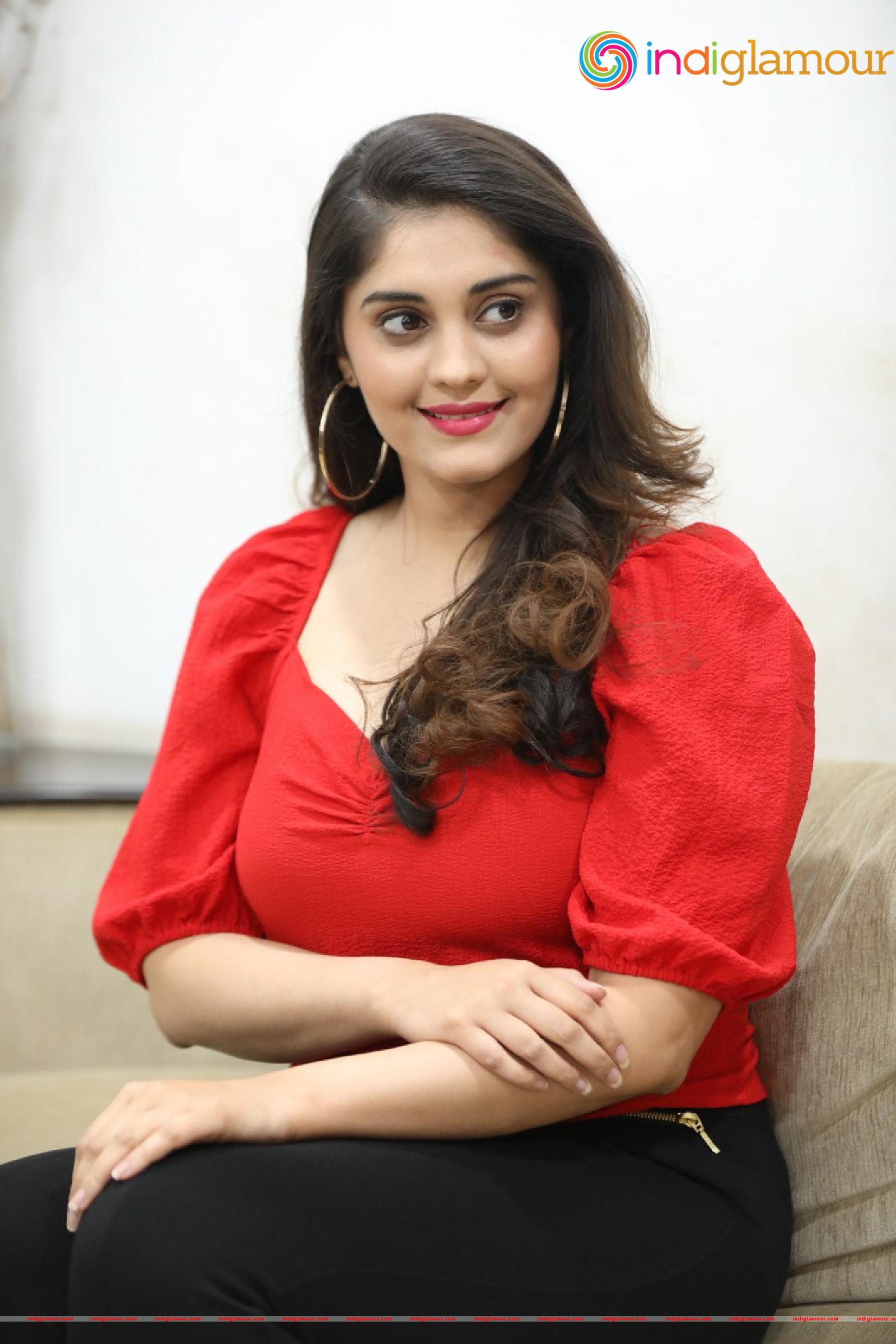 Surabhi Actress hd photo