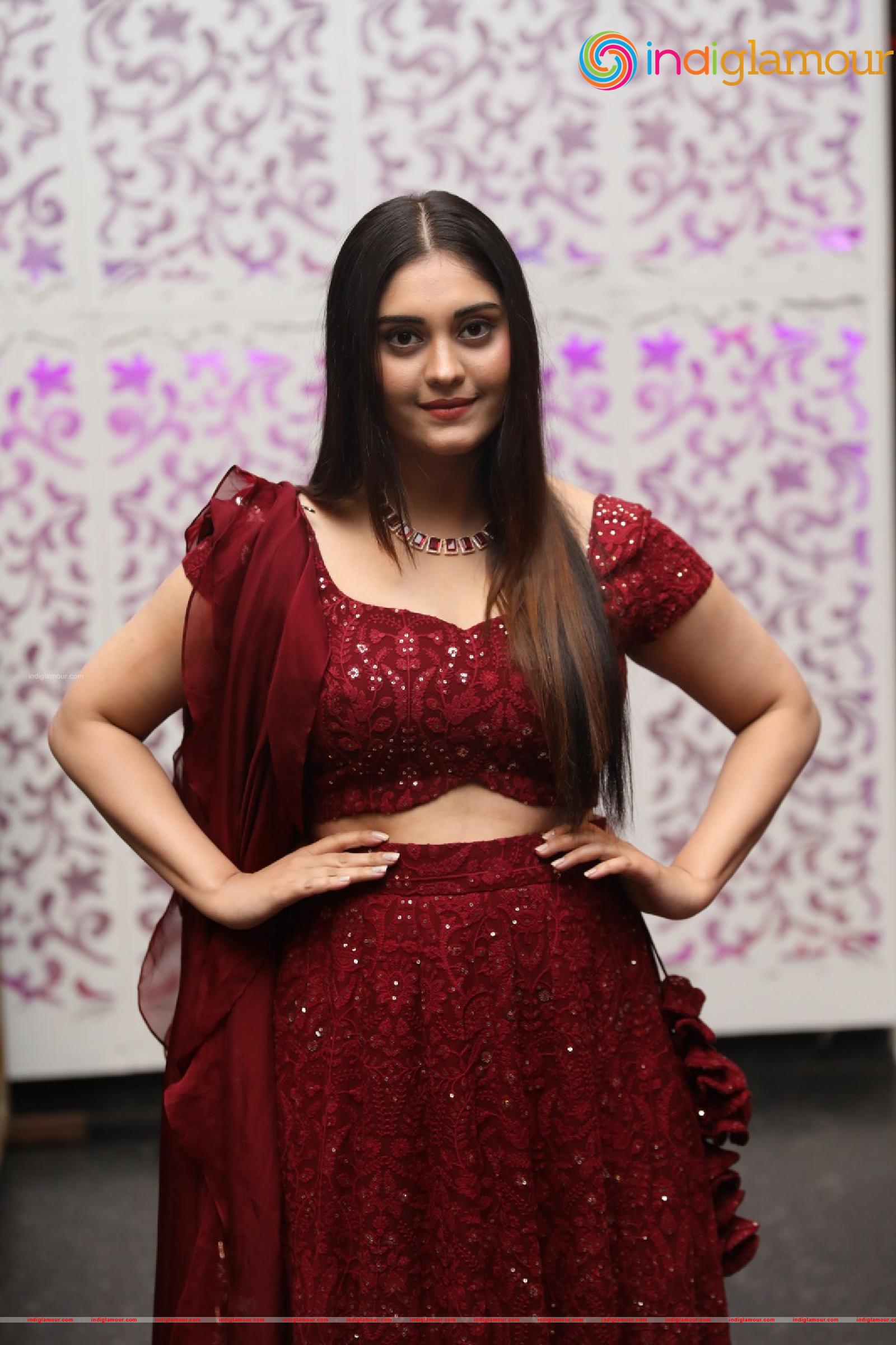 Surabhi Actress hd photo