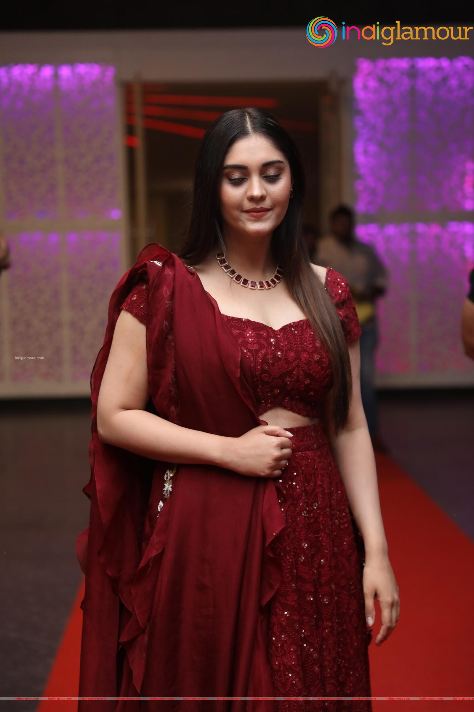 Surabhi Actress hd photo