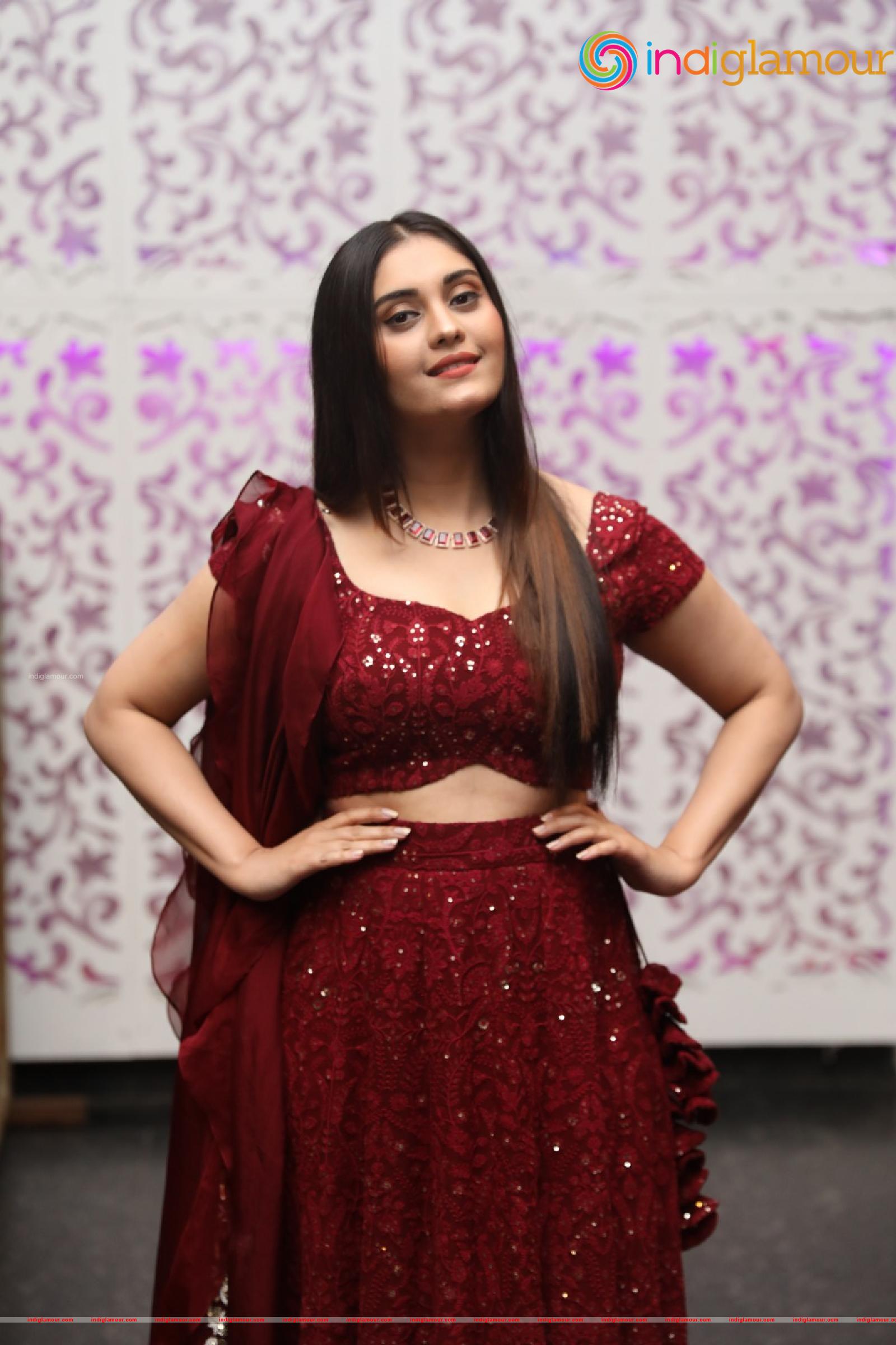 Surabhi Actress hd photo