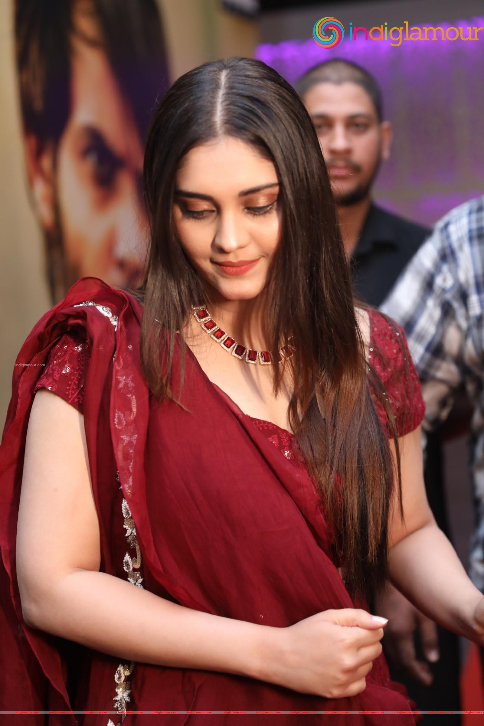 Surabhi Actress hd photo