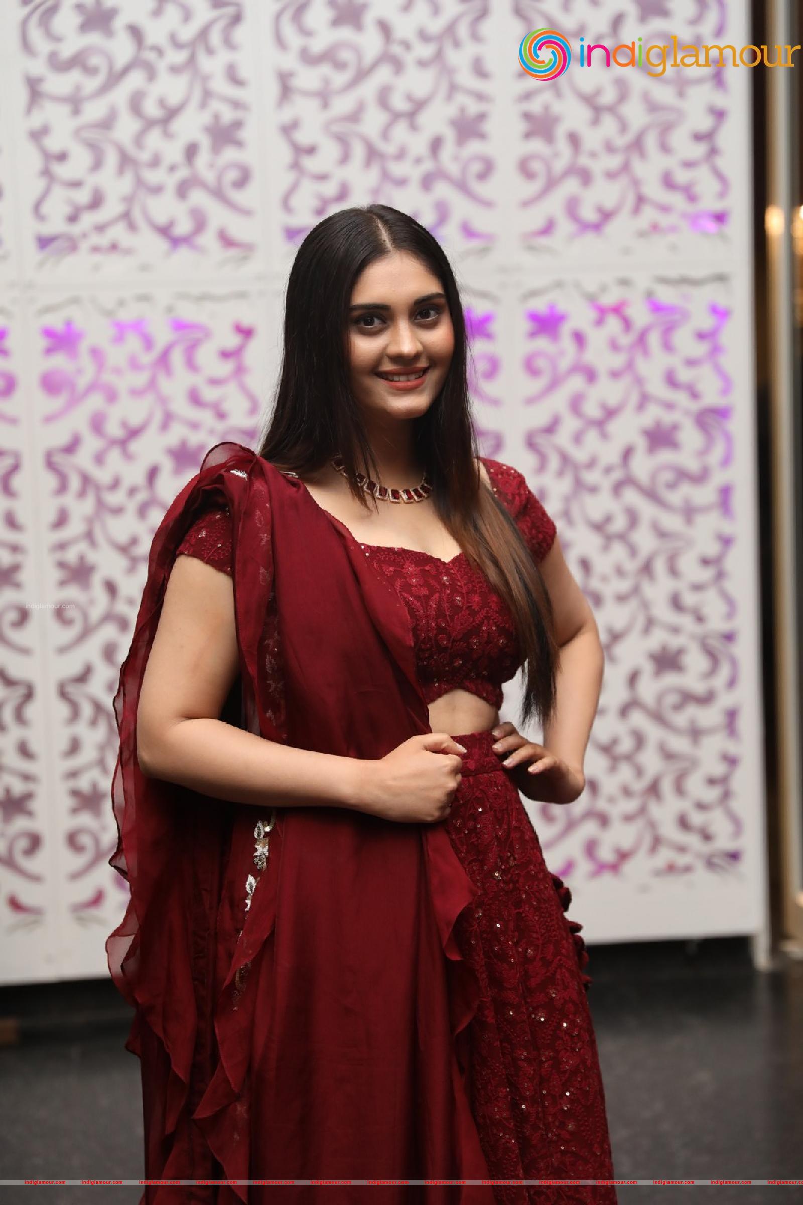 Surabhi Actress hd photo