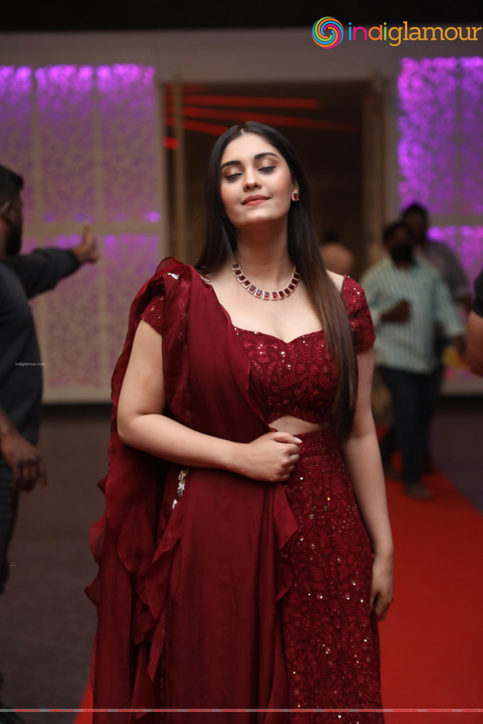 Surabhi Actress hd photo