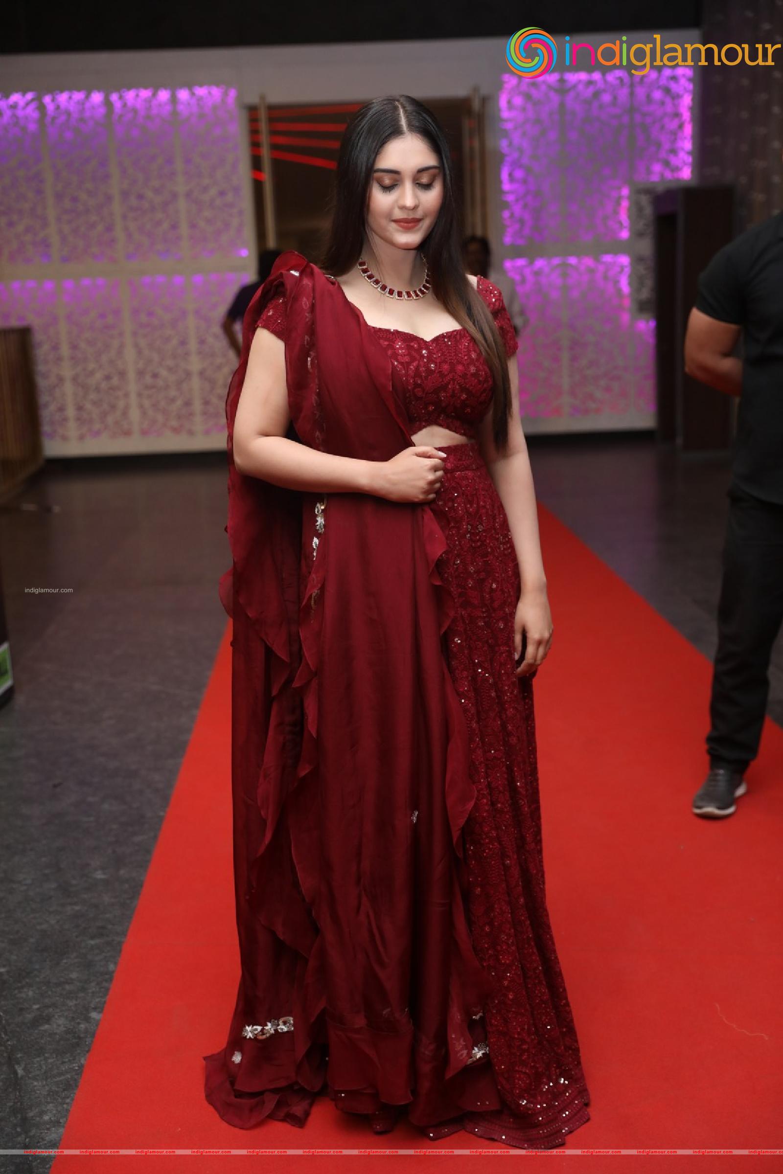 Surabhi Actress hd photo