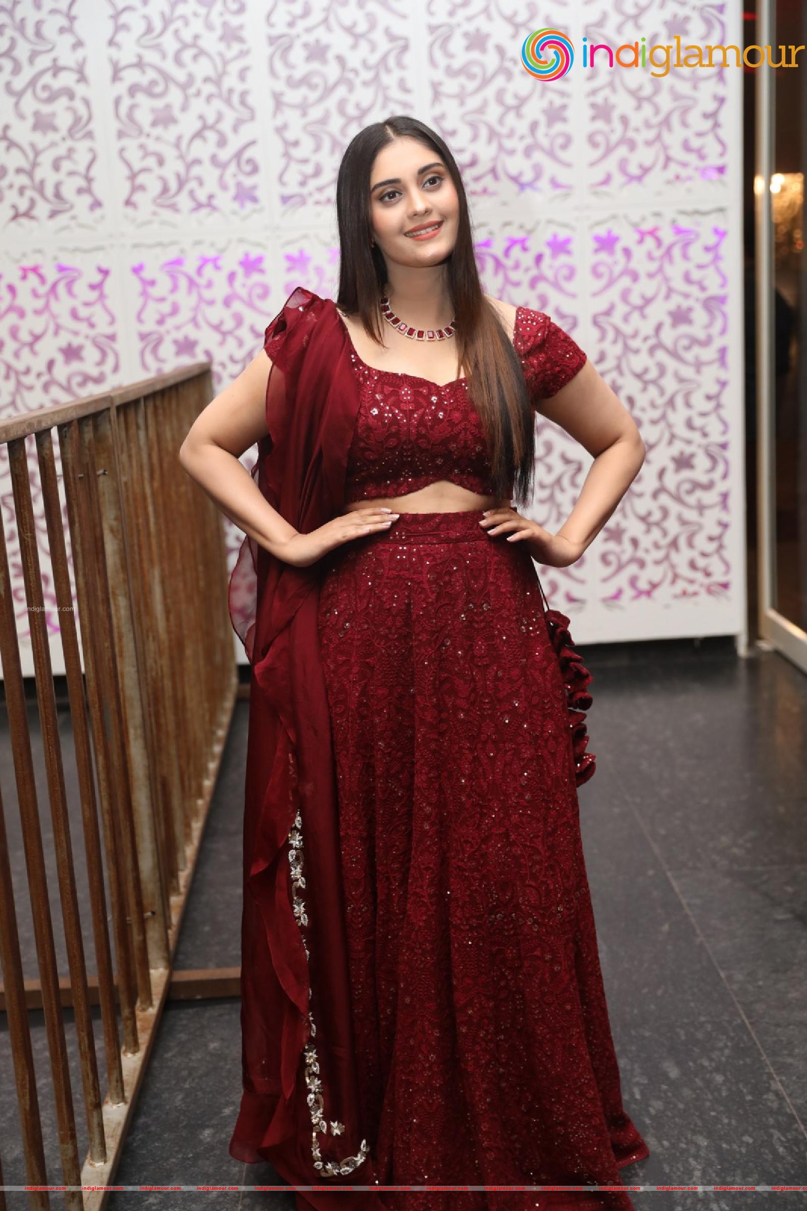 Surabhi Actress hd photo
