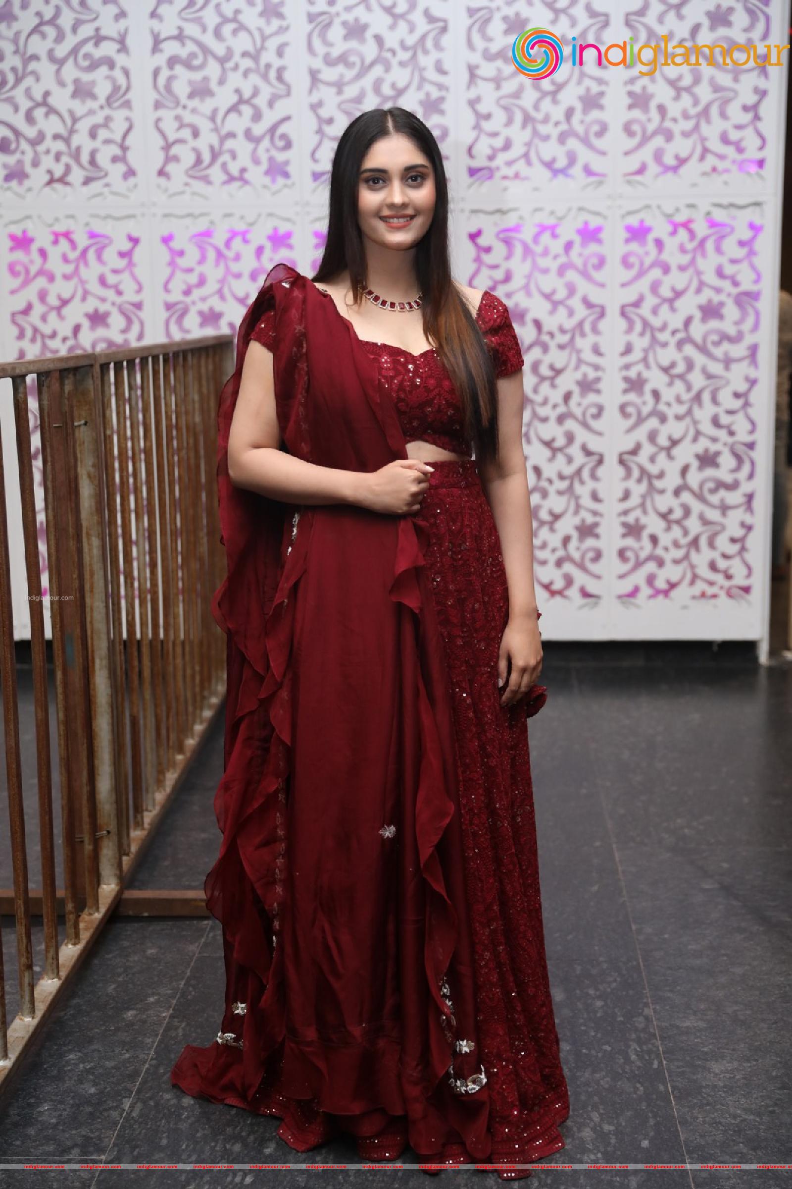 Surabhi Actress hd photo