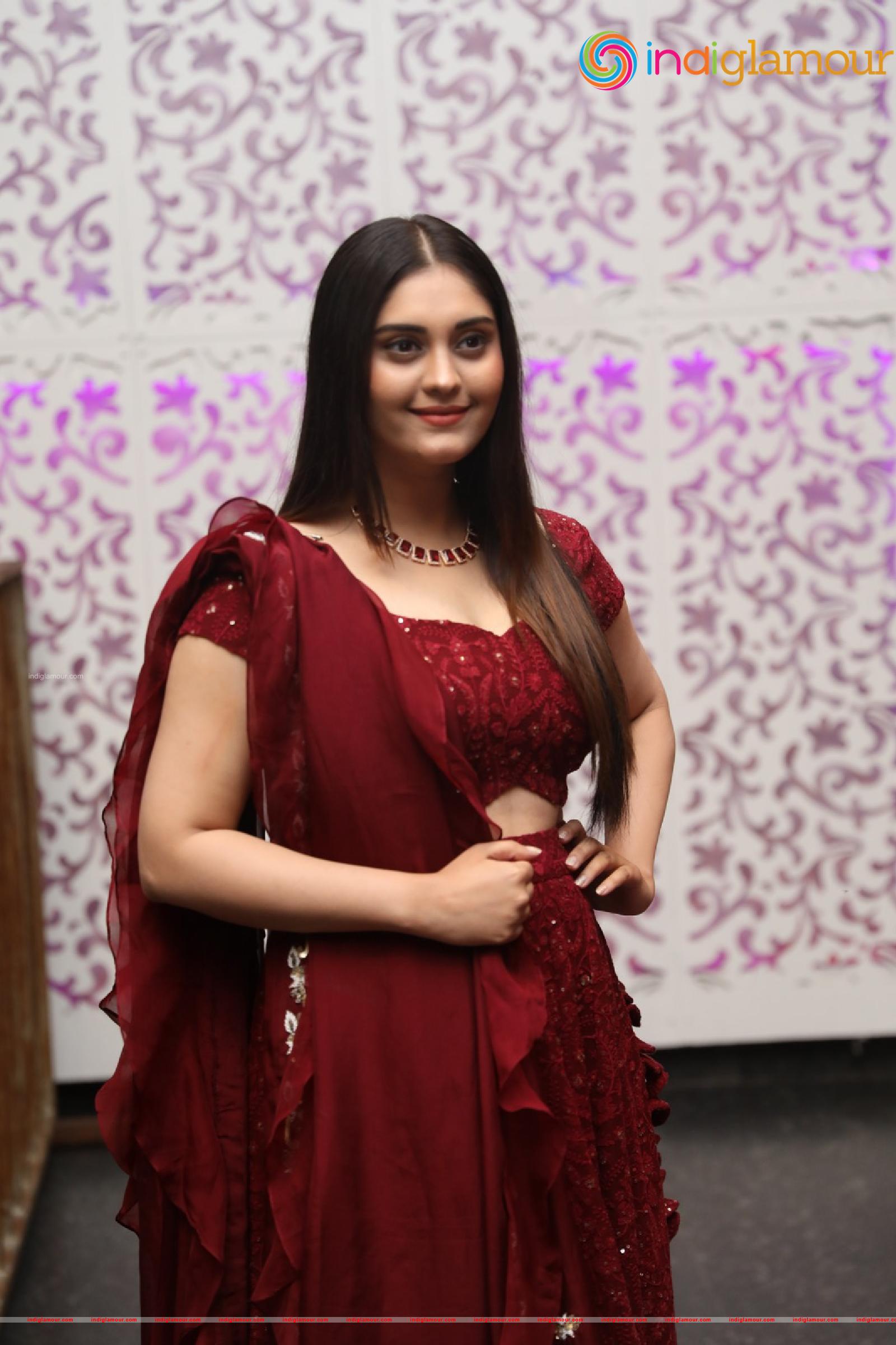 Surabhi Actress hd photo