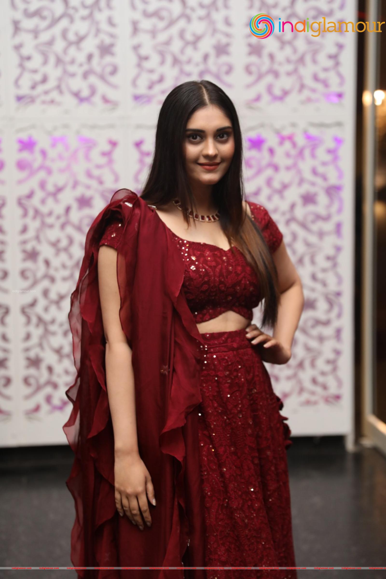 Surabhi Actress hd photo