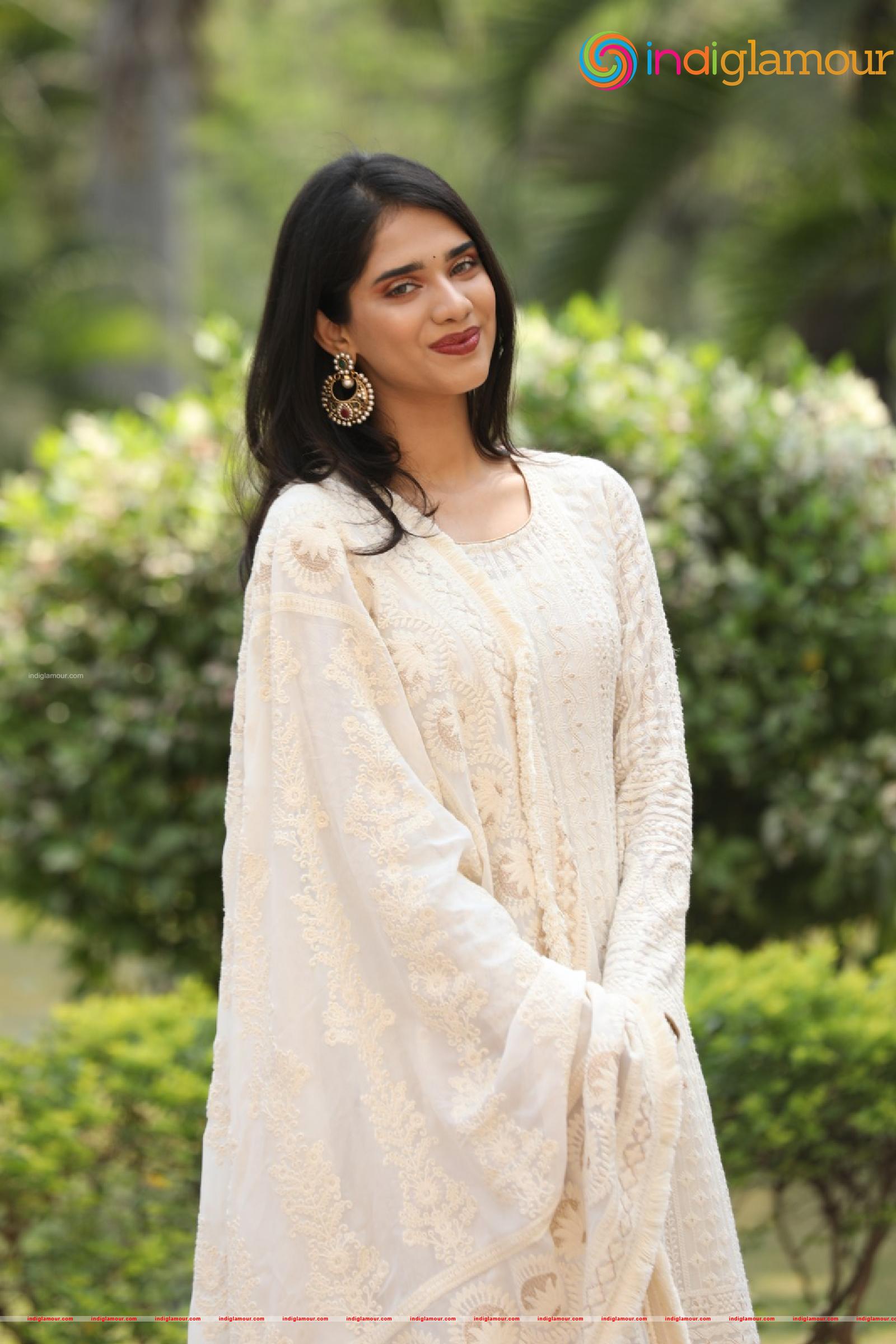 Tanvi Akaanksha Actress hd photo