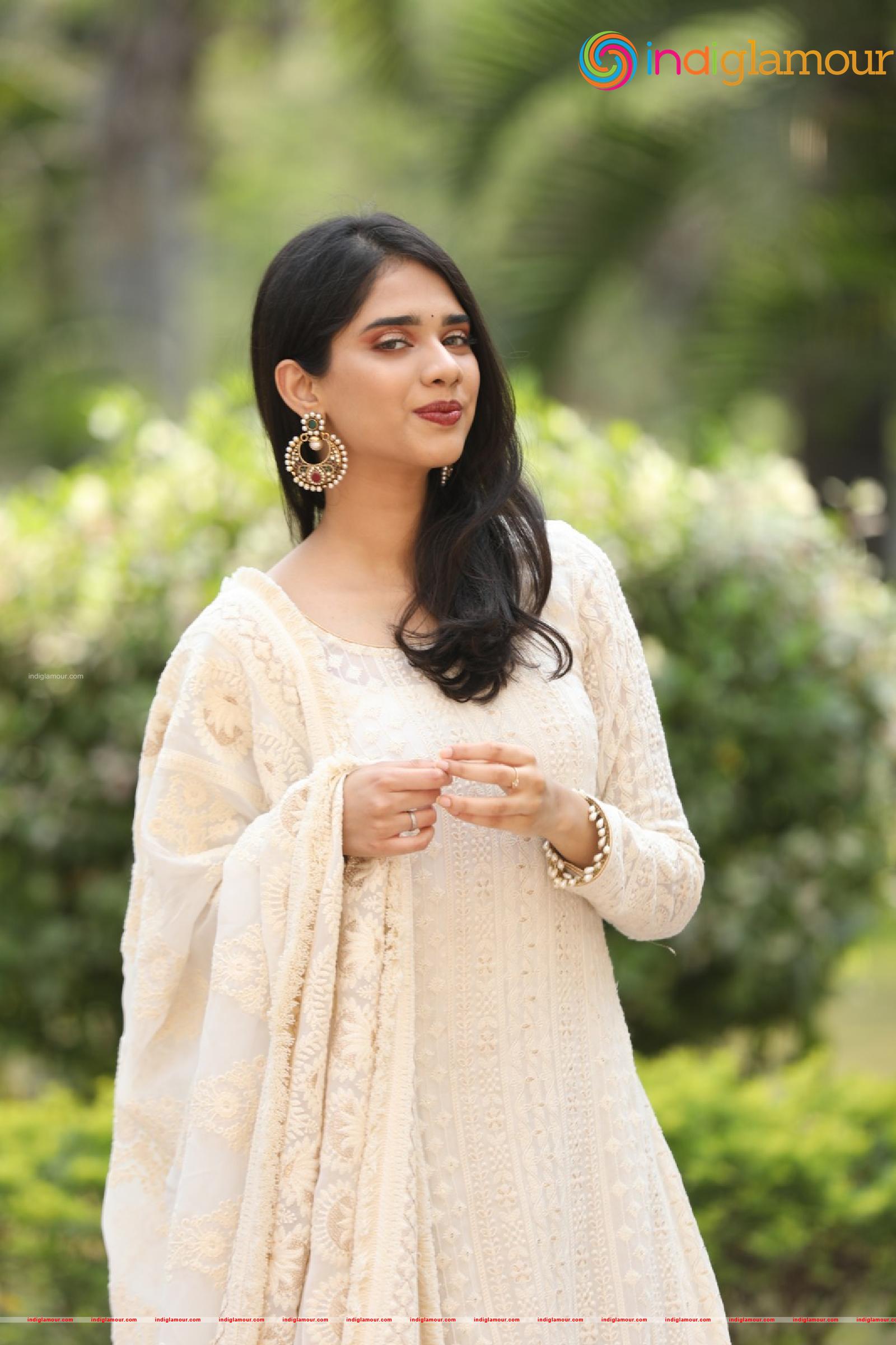 Tanvi Akaanksha Actress hd photo