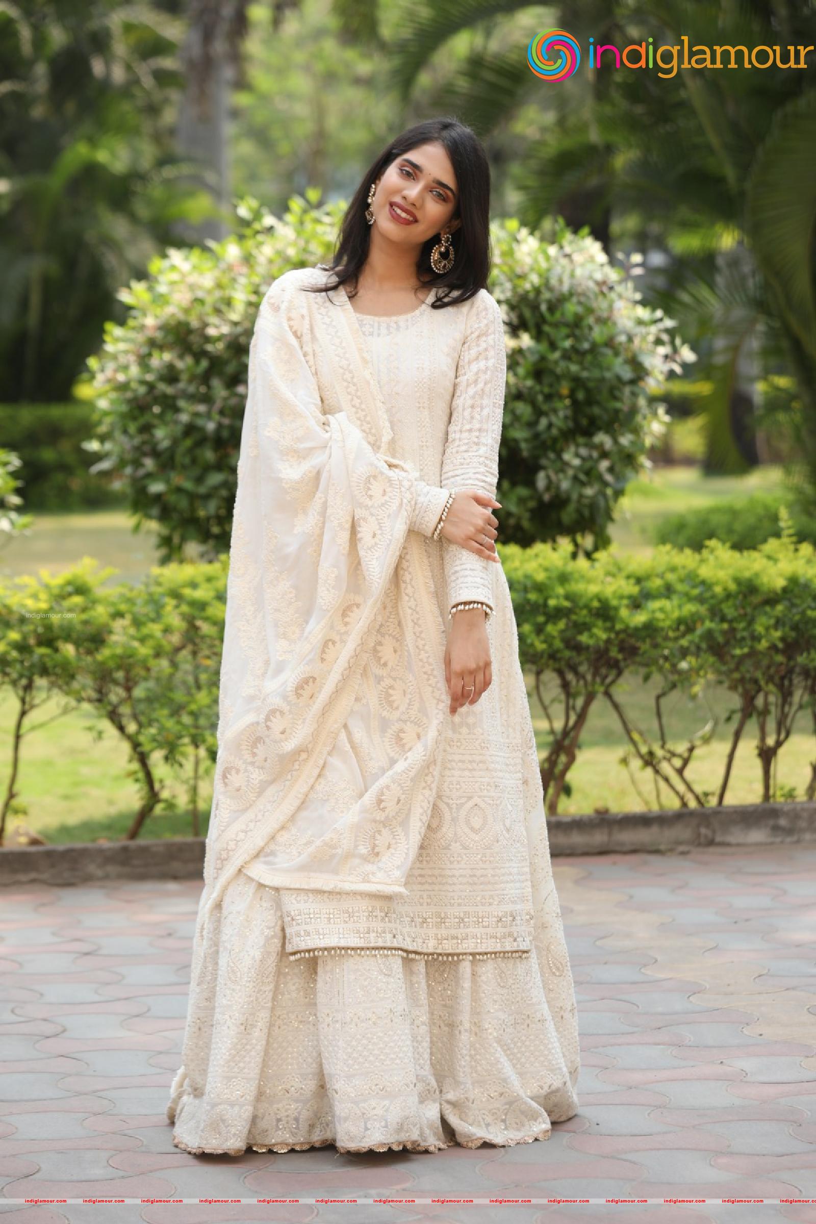 Tanvi Akaanksha Actress hd photo