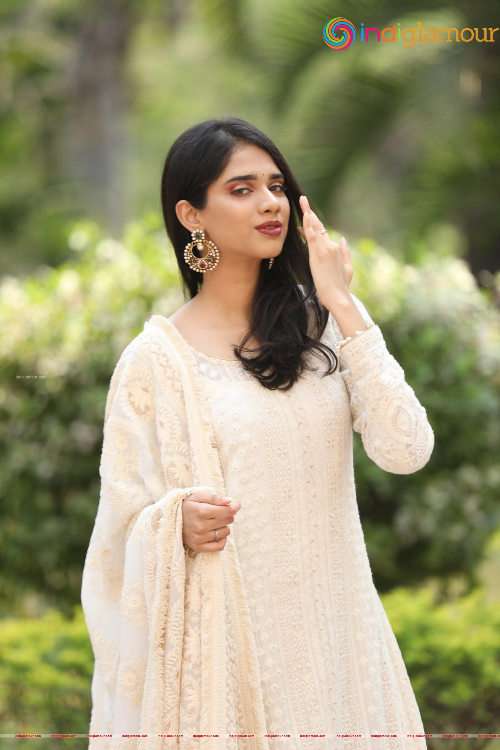 Tanvi Akaanksha Actress hd photo