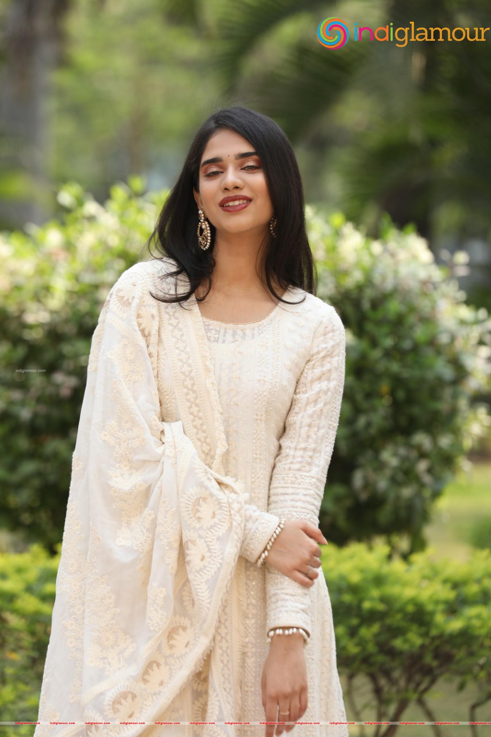 Tanvi Akaanksha Actress hd photo