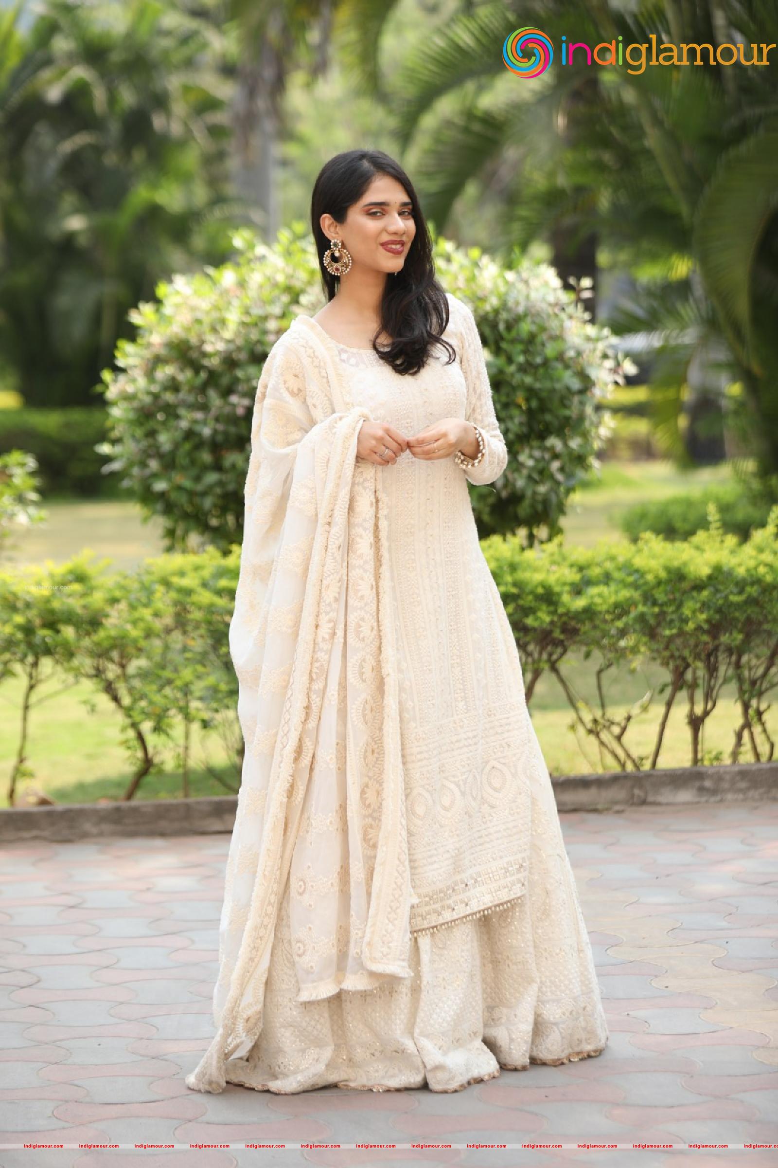 Tanvi Akaanksha Actress hd photo