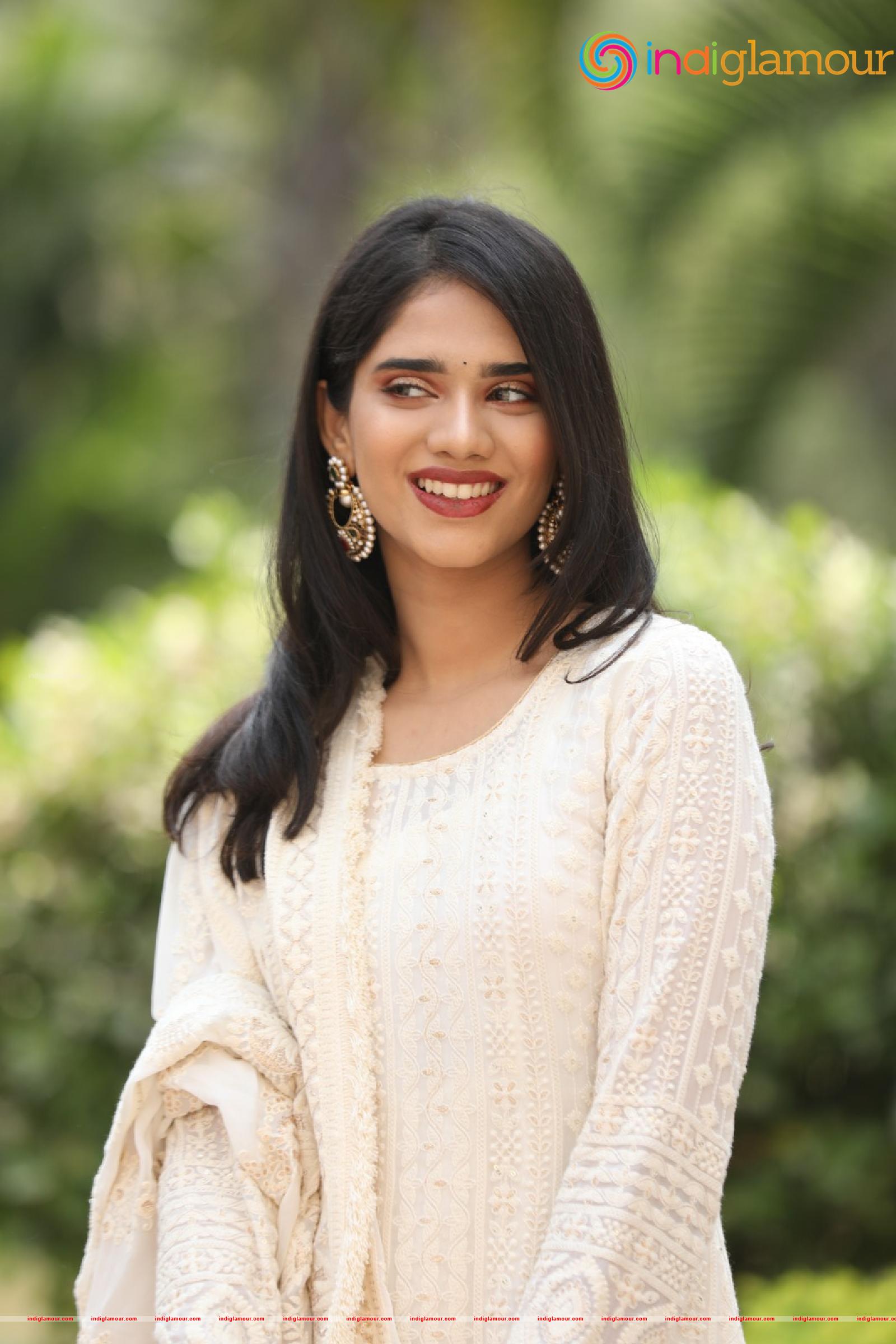 Tanvi Akaanksha Actress hd photo