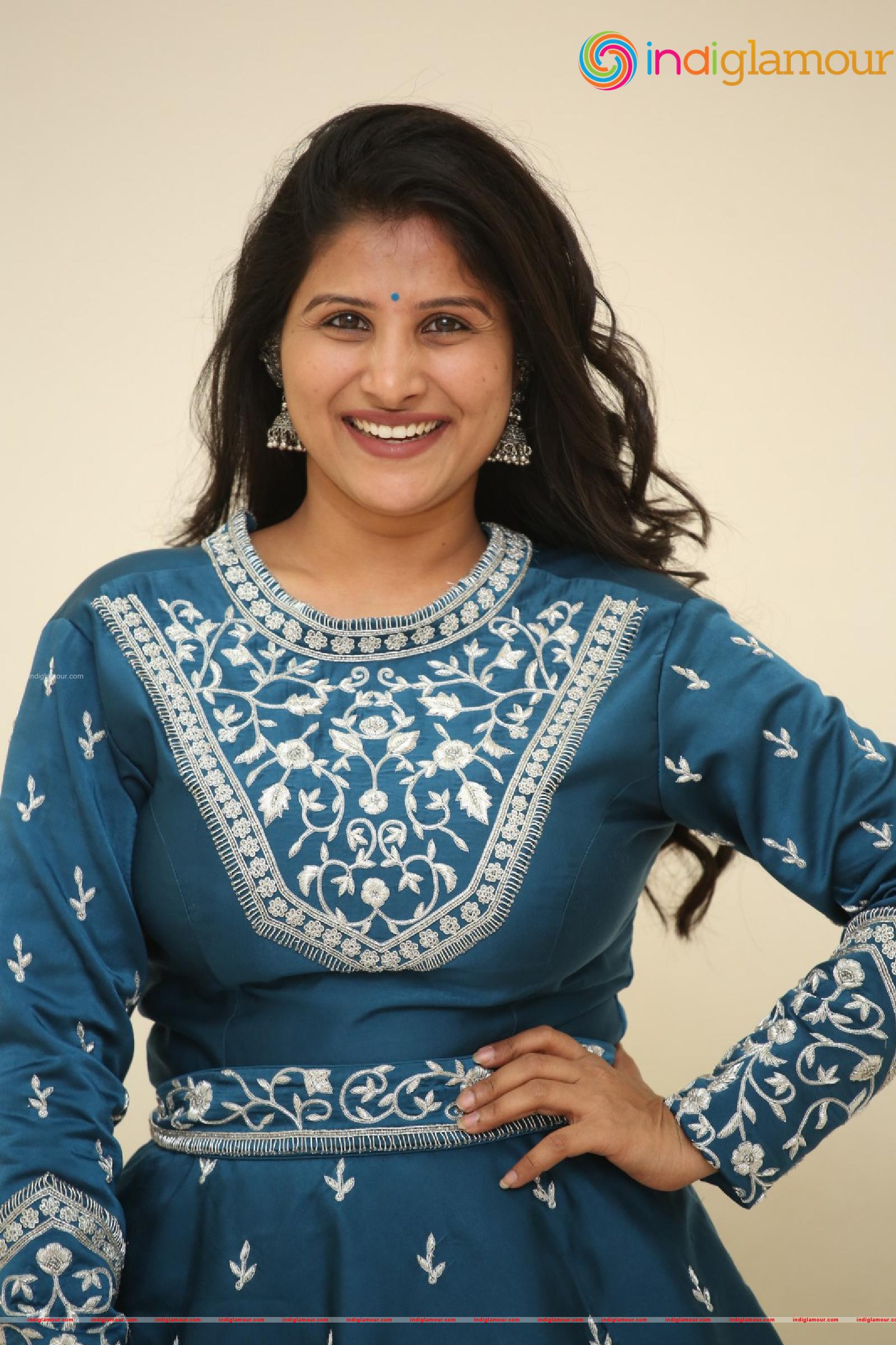 Mangali Actress hd photo