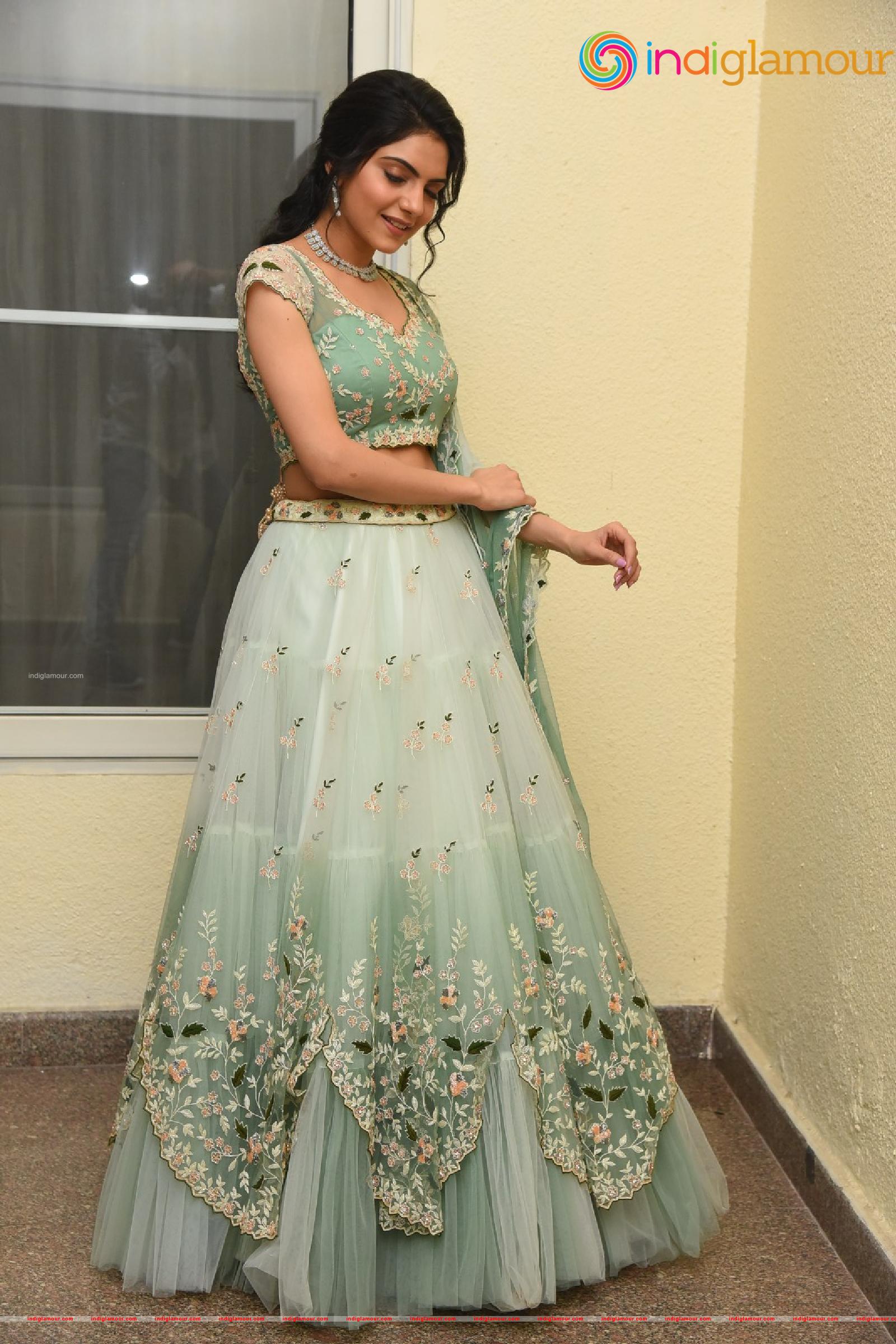 Misha Narang Actress hd photo