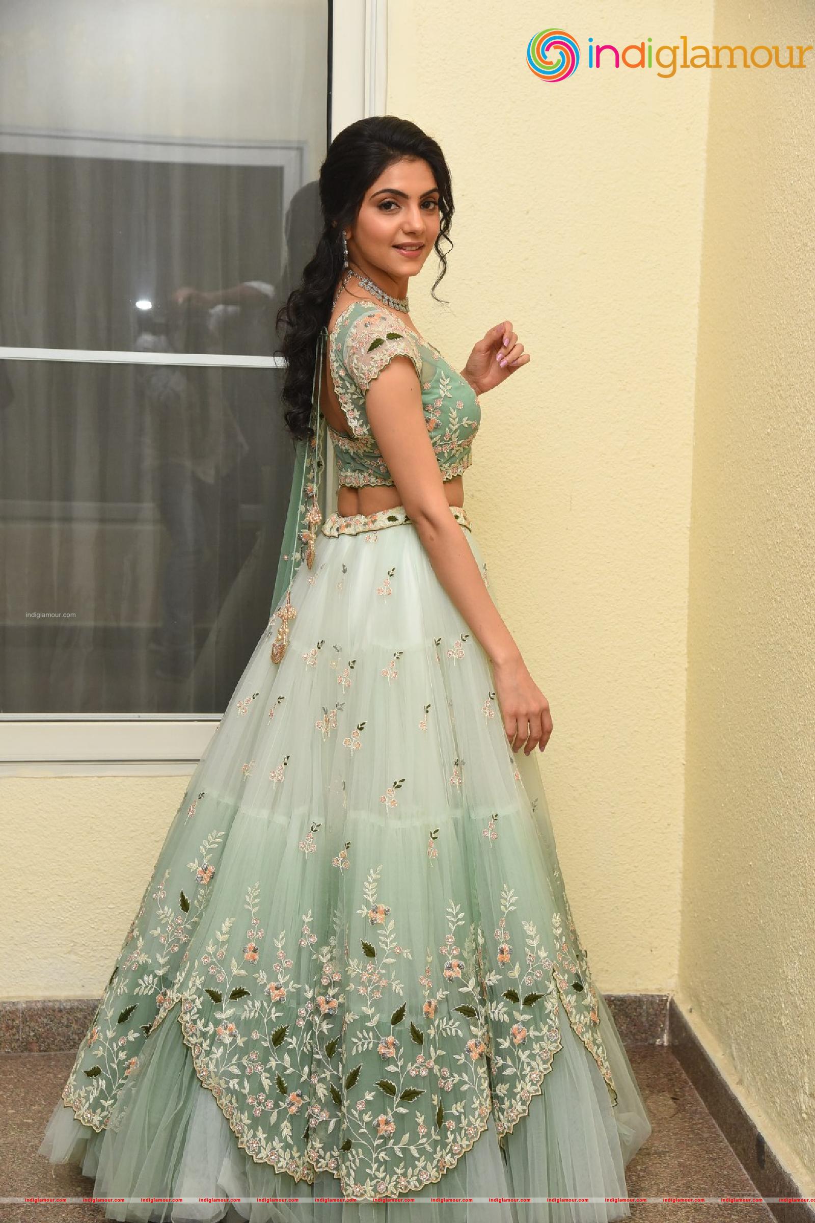Misha Narang Actress hd photo