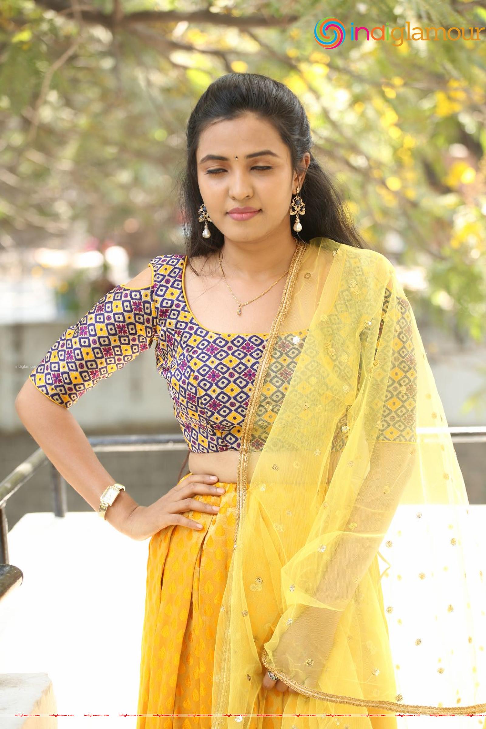 Sunitha Sadhguru Actress hd photo