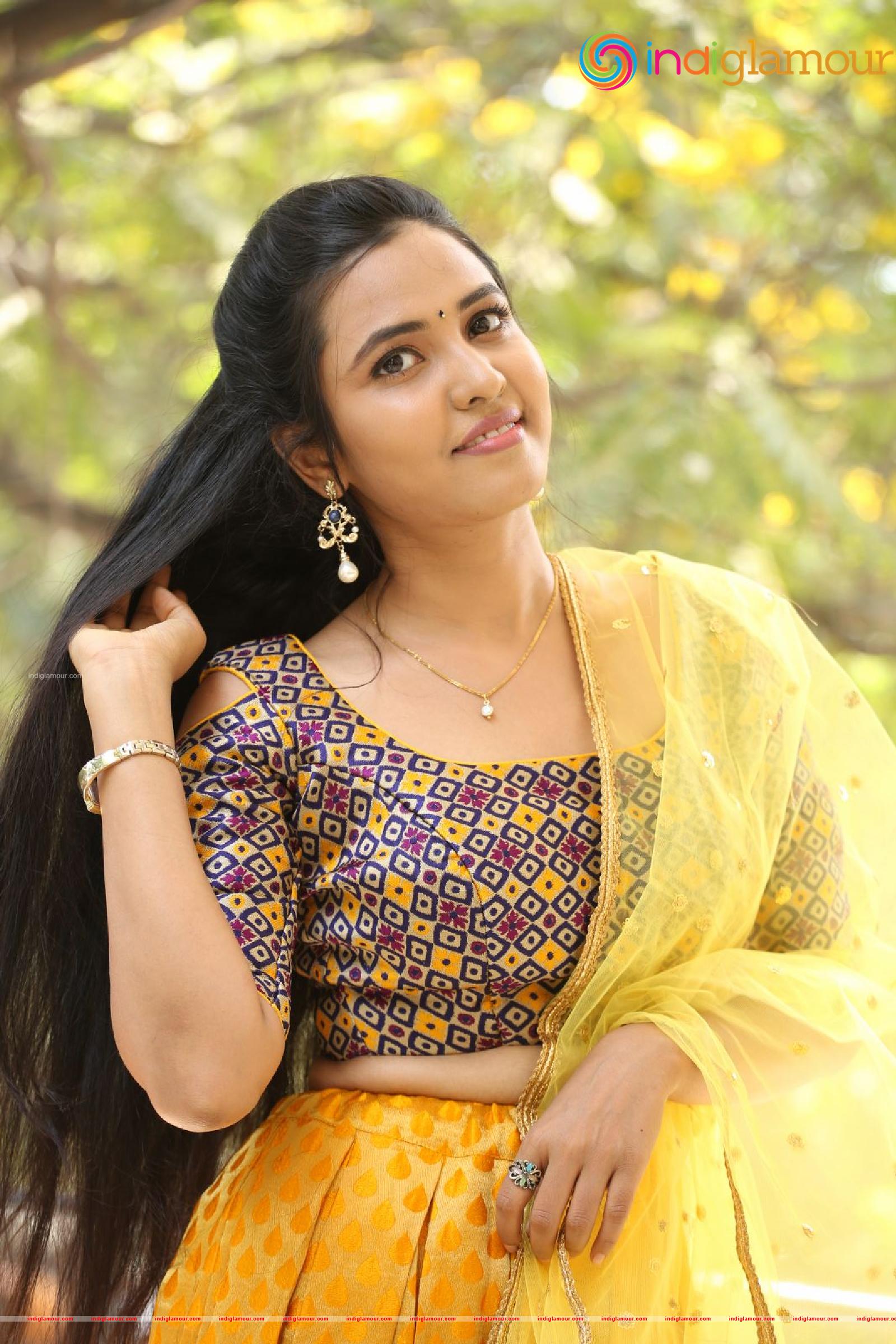 Sunitha Sadhguru Actress hd photo