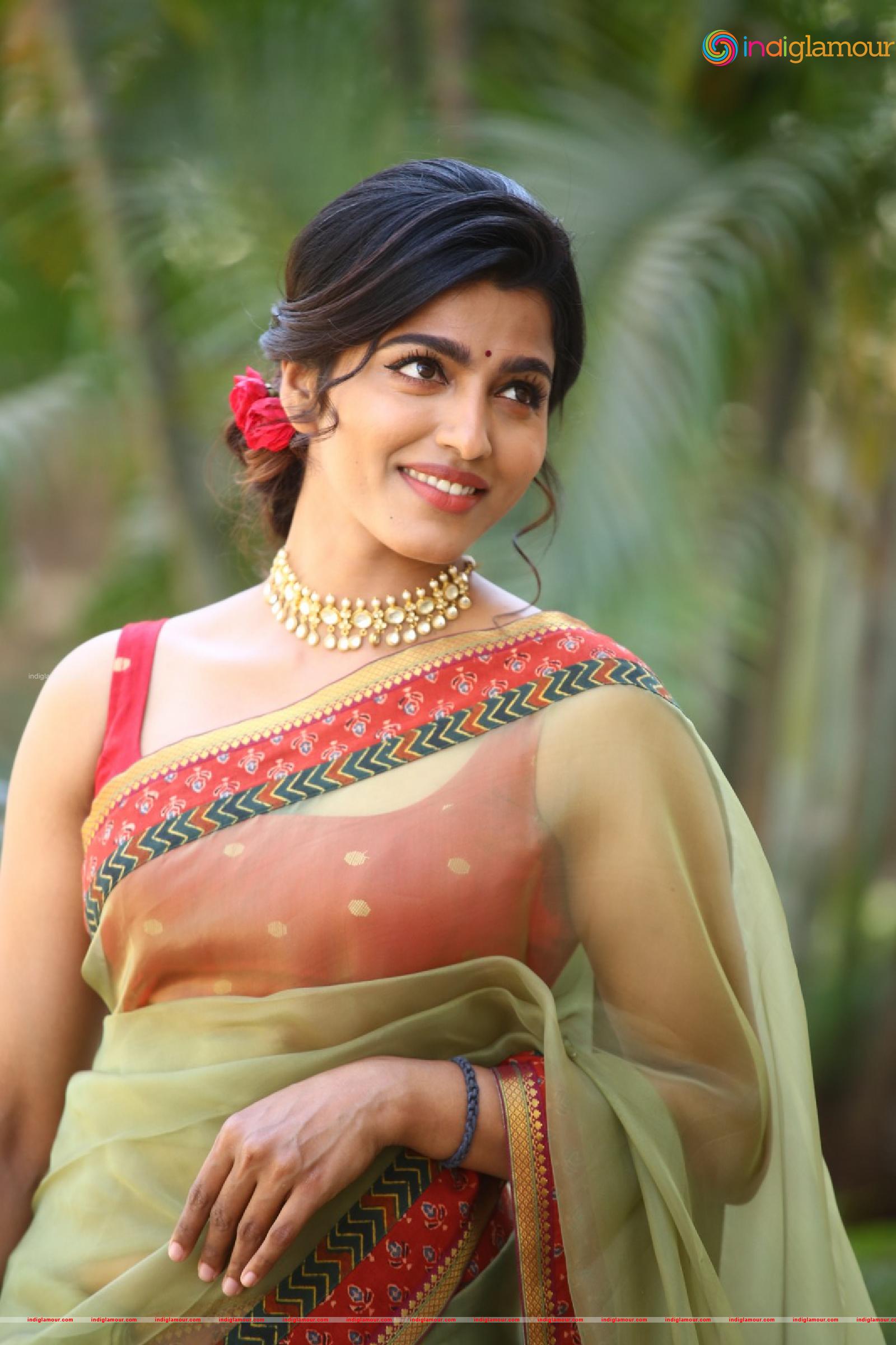 Sai Dhanshika Actress hd photo