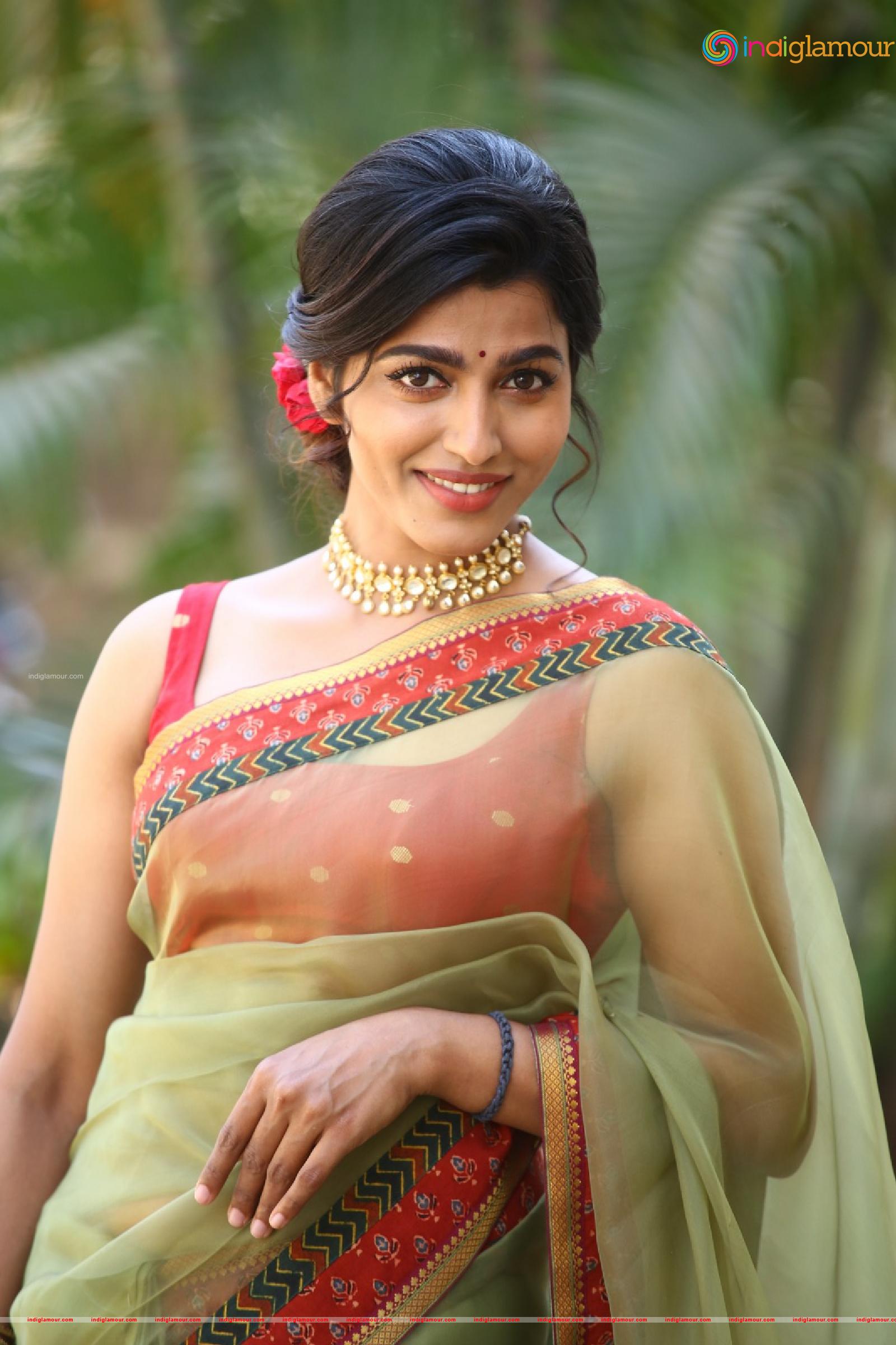 Sai Dhanshika Actress hd photo