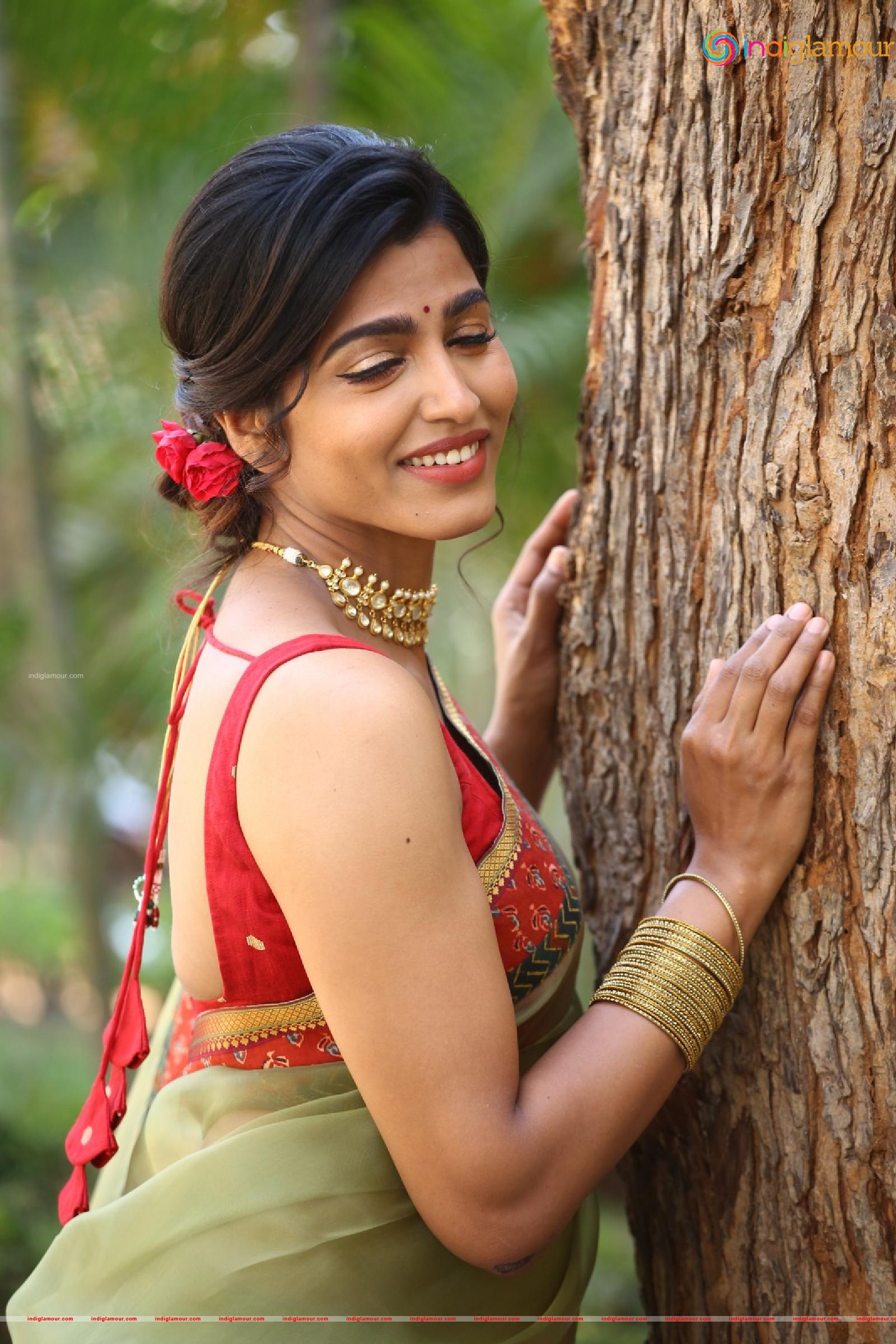 Sai Dhanshika Actress hd photo