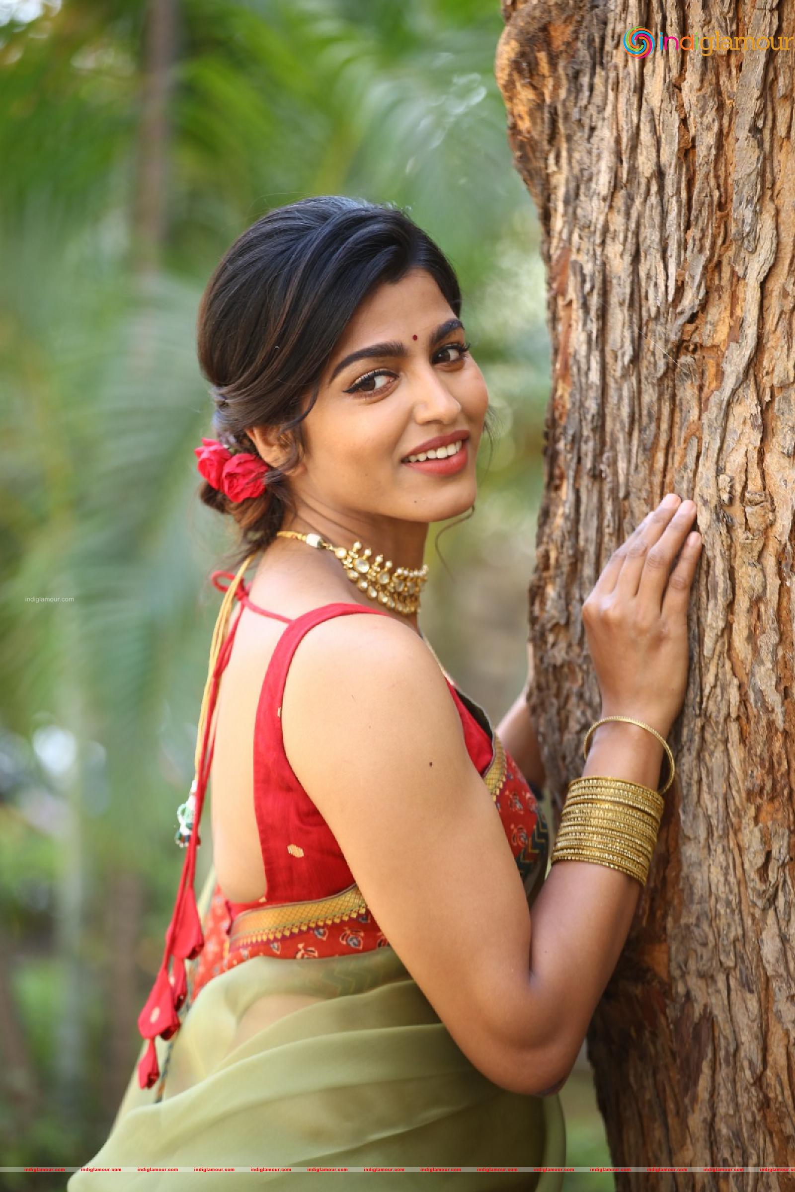 Sai Dhanshika Actress hd photo