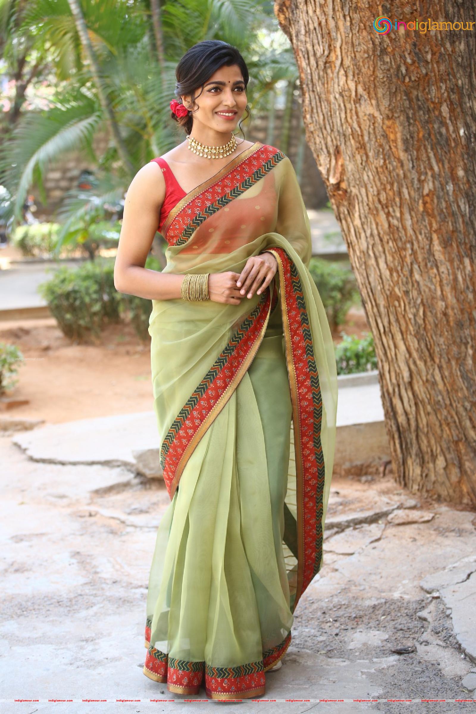 Sai Dhanshika Actress hd photo