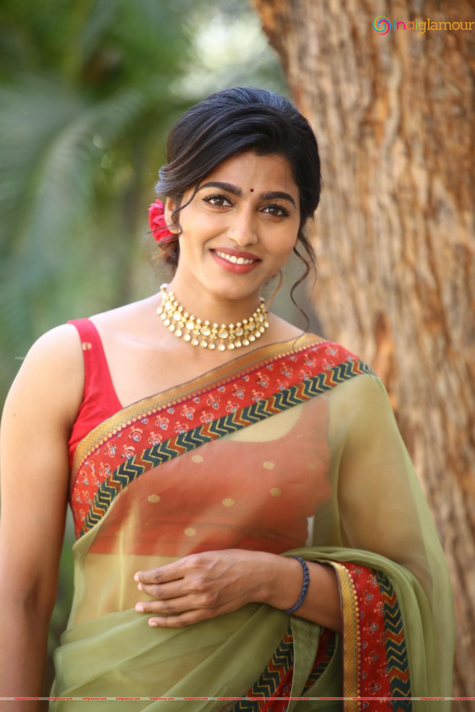 Sai Dhanshika Actress hd photo