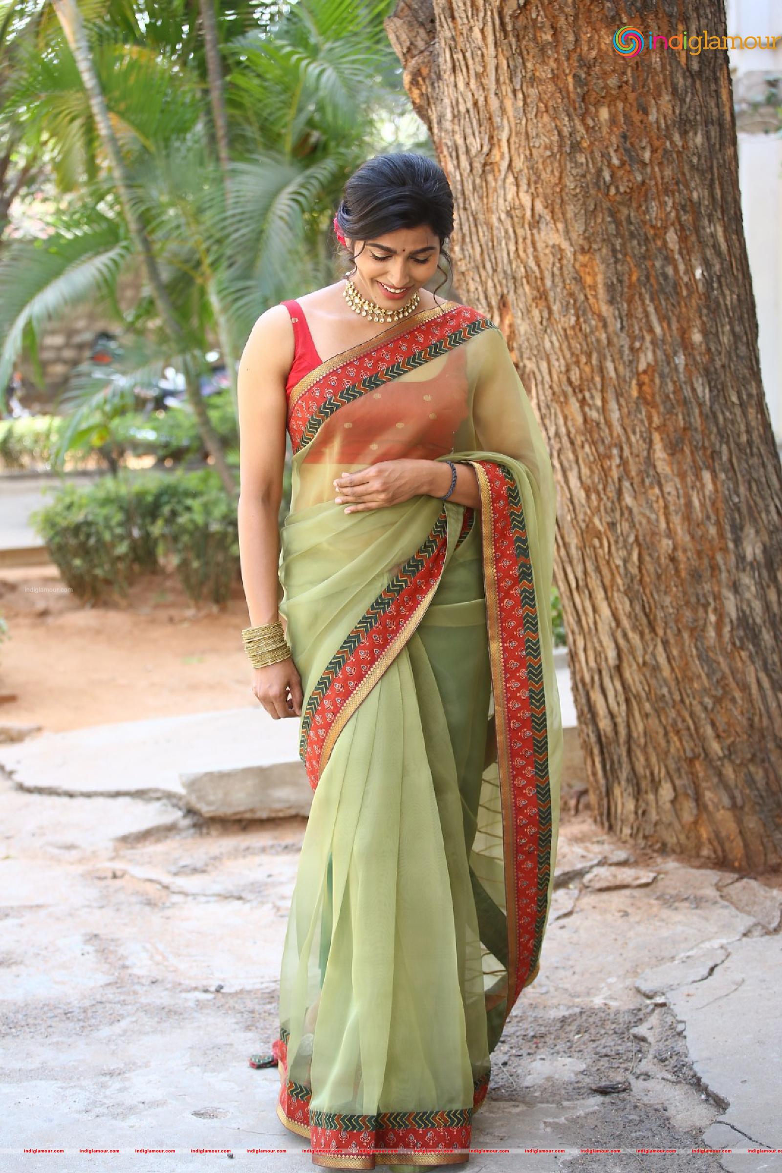 Sai Dhanshika Actress hd photo